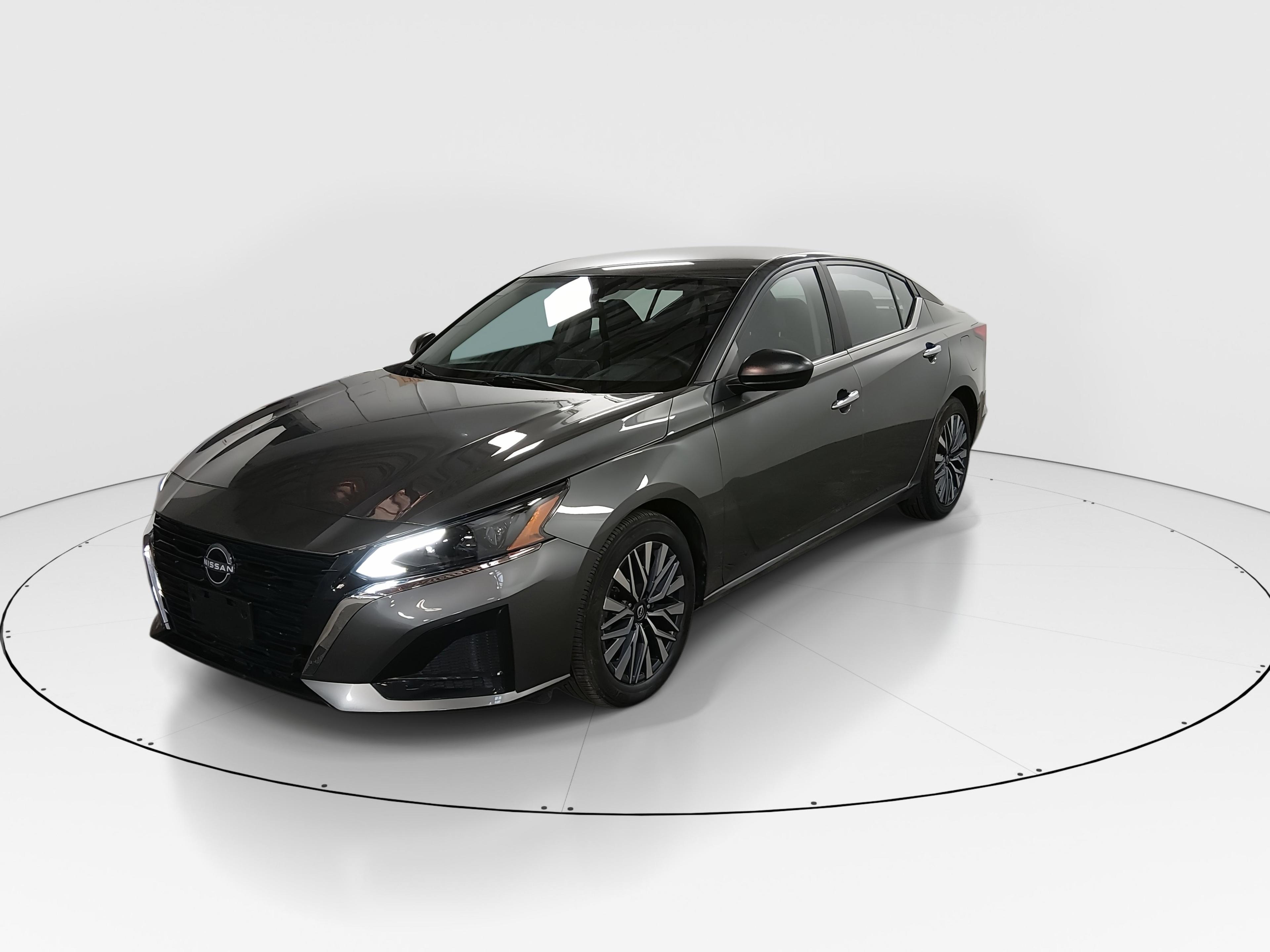 Nissan Altima Sv Fwd - Thumbnail 3