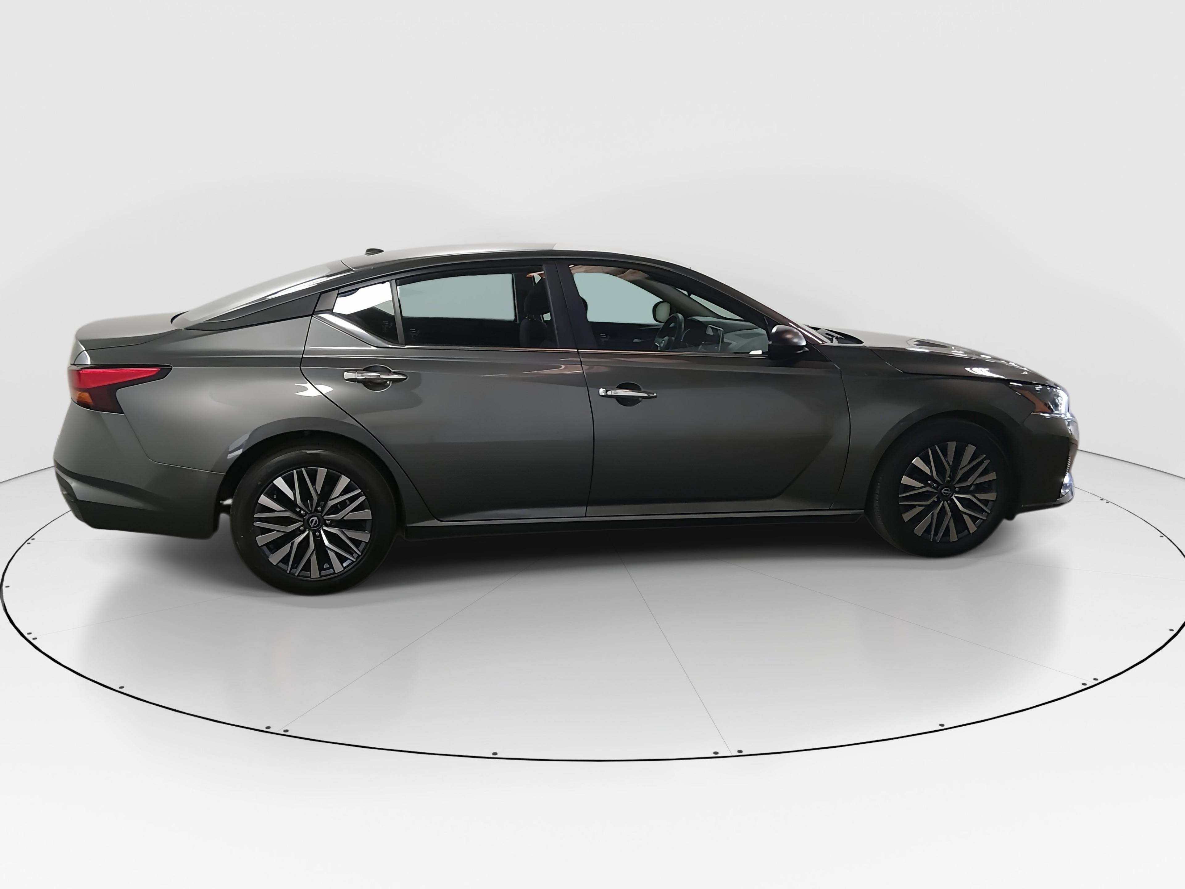 Nissan Altima Sv Fwd - Thumbnail 8
