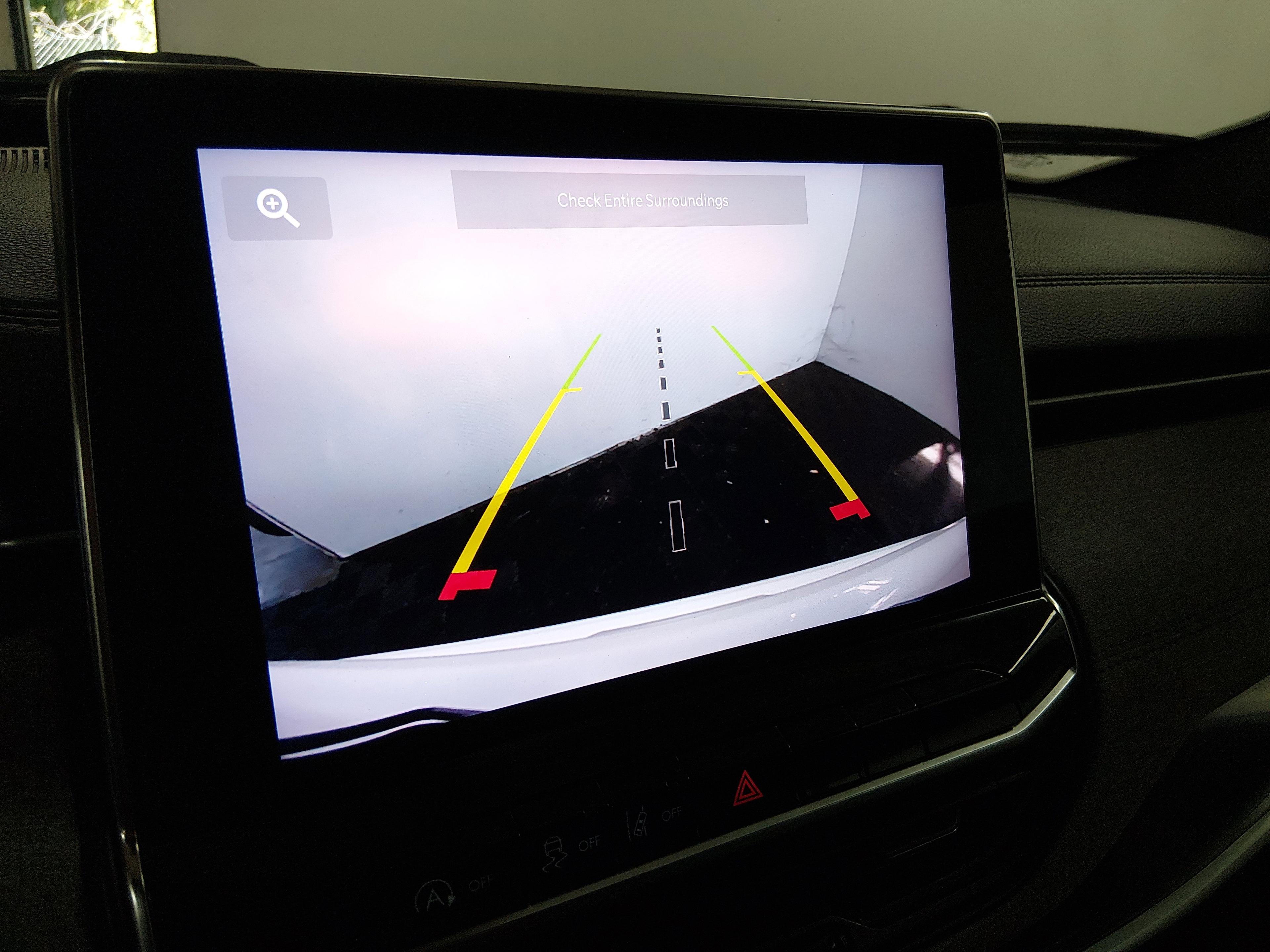 Jeep Compass Latitude 4X4 - Thumbnail 16