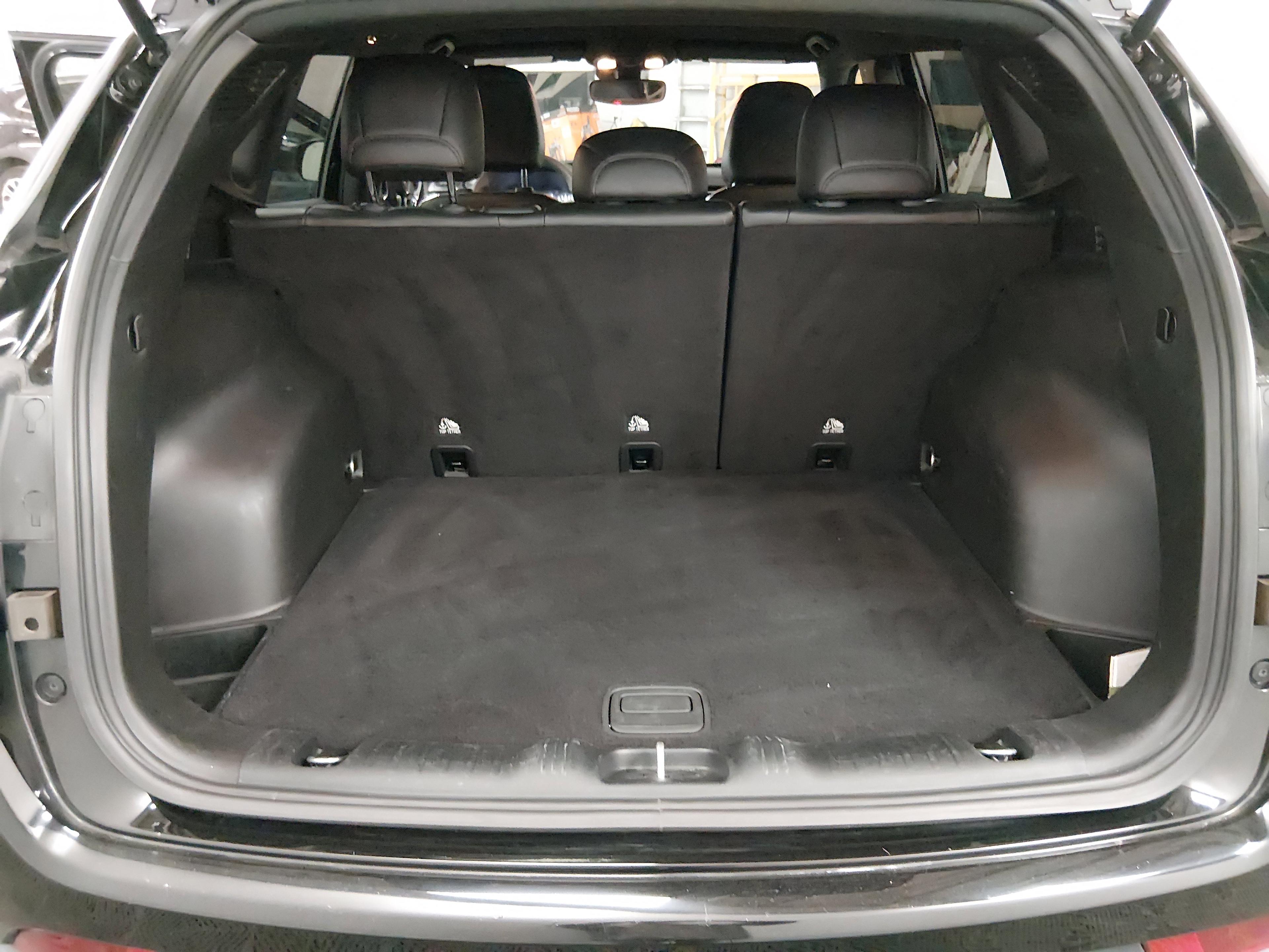 Jeep Compass Latitude 4X4 - Thumbnail 11