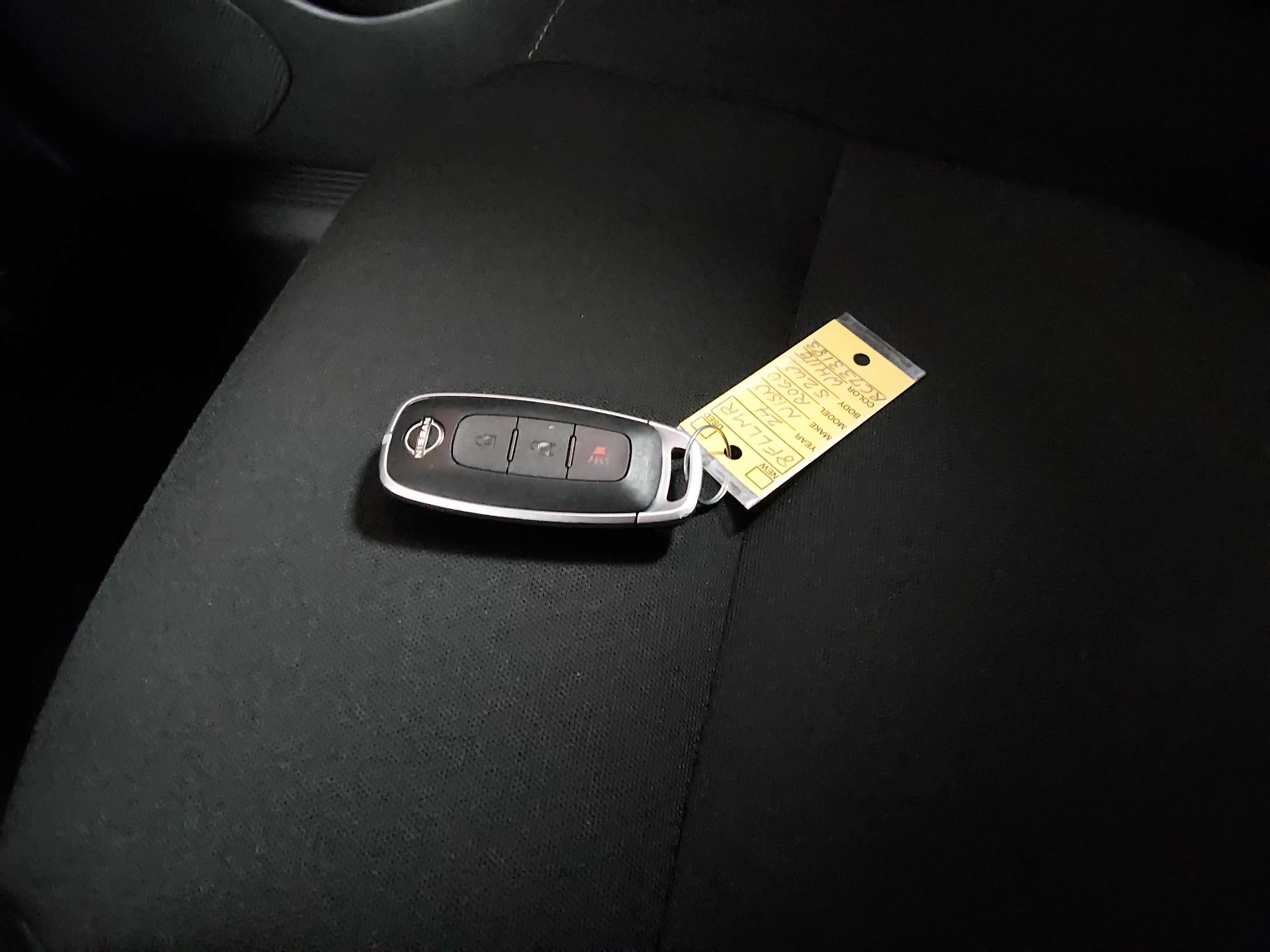 Nissan Rogue Fwd S - Thumbnail 15