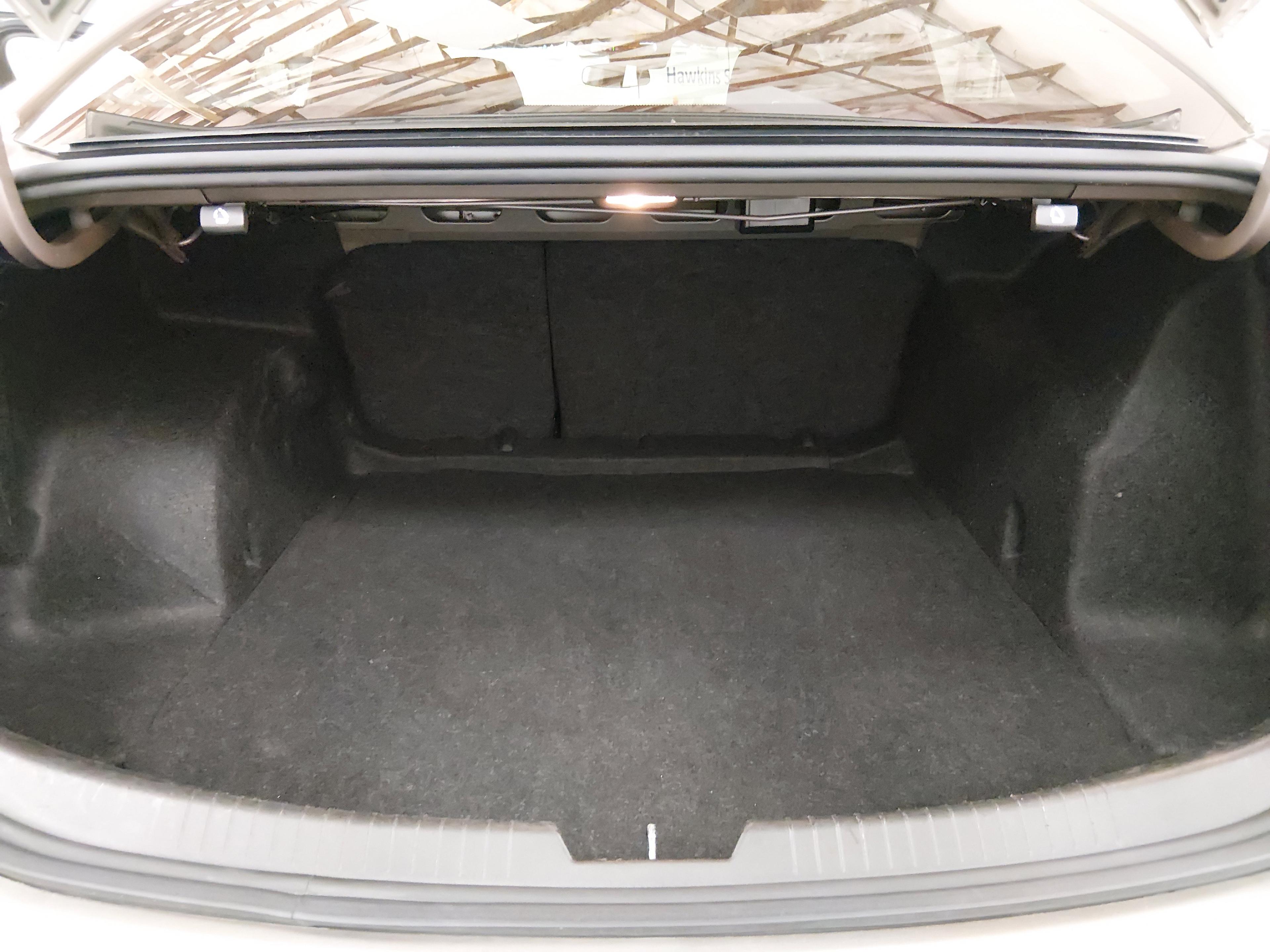 Chevrolet Malibu 4Dr Sdn 1Lt - Thumbnail 11