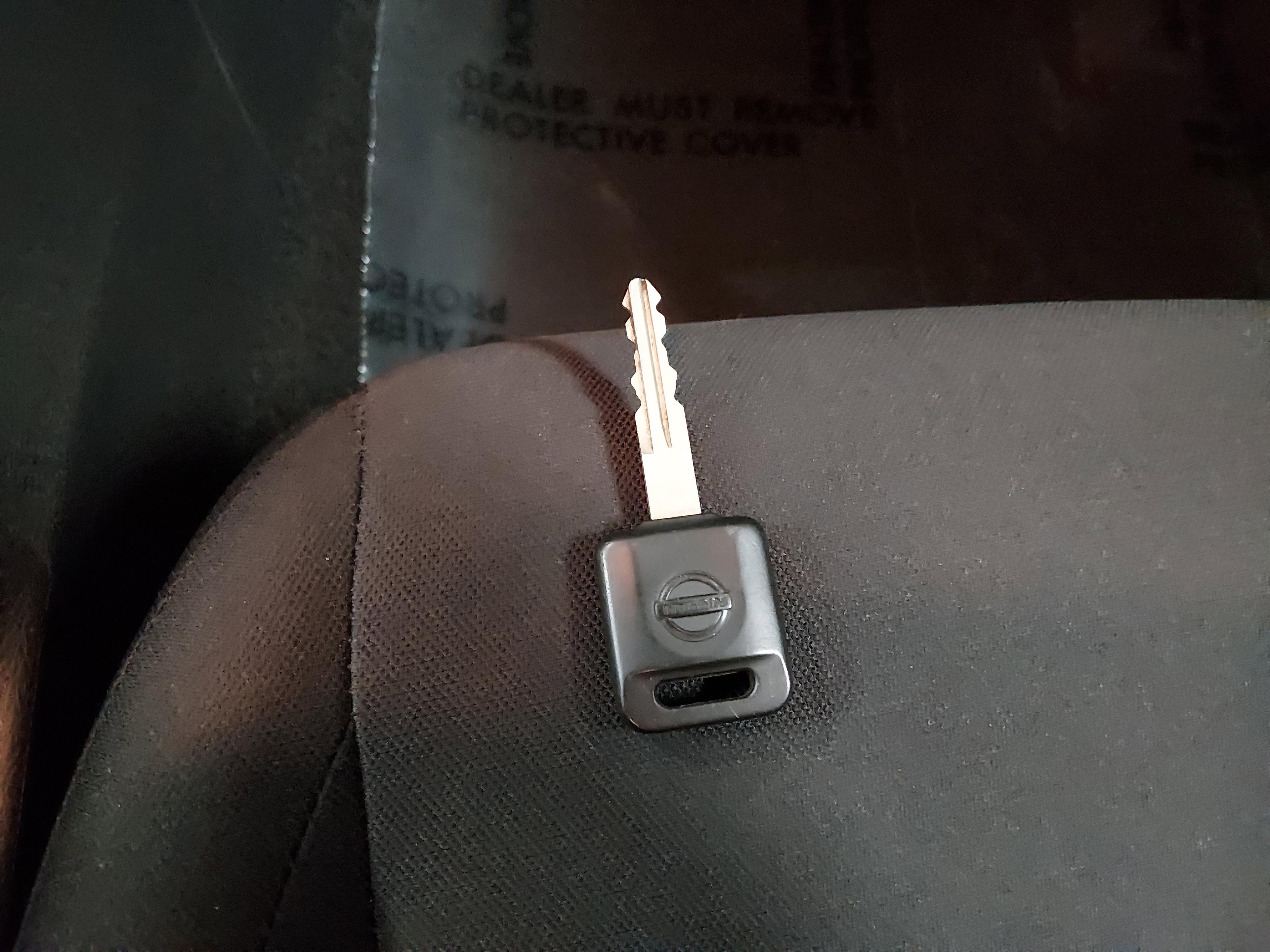 Nissan Versa S Cvt - Thumbnail 15