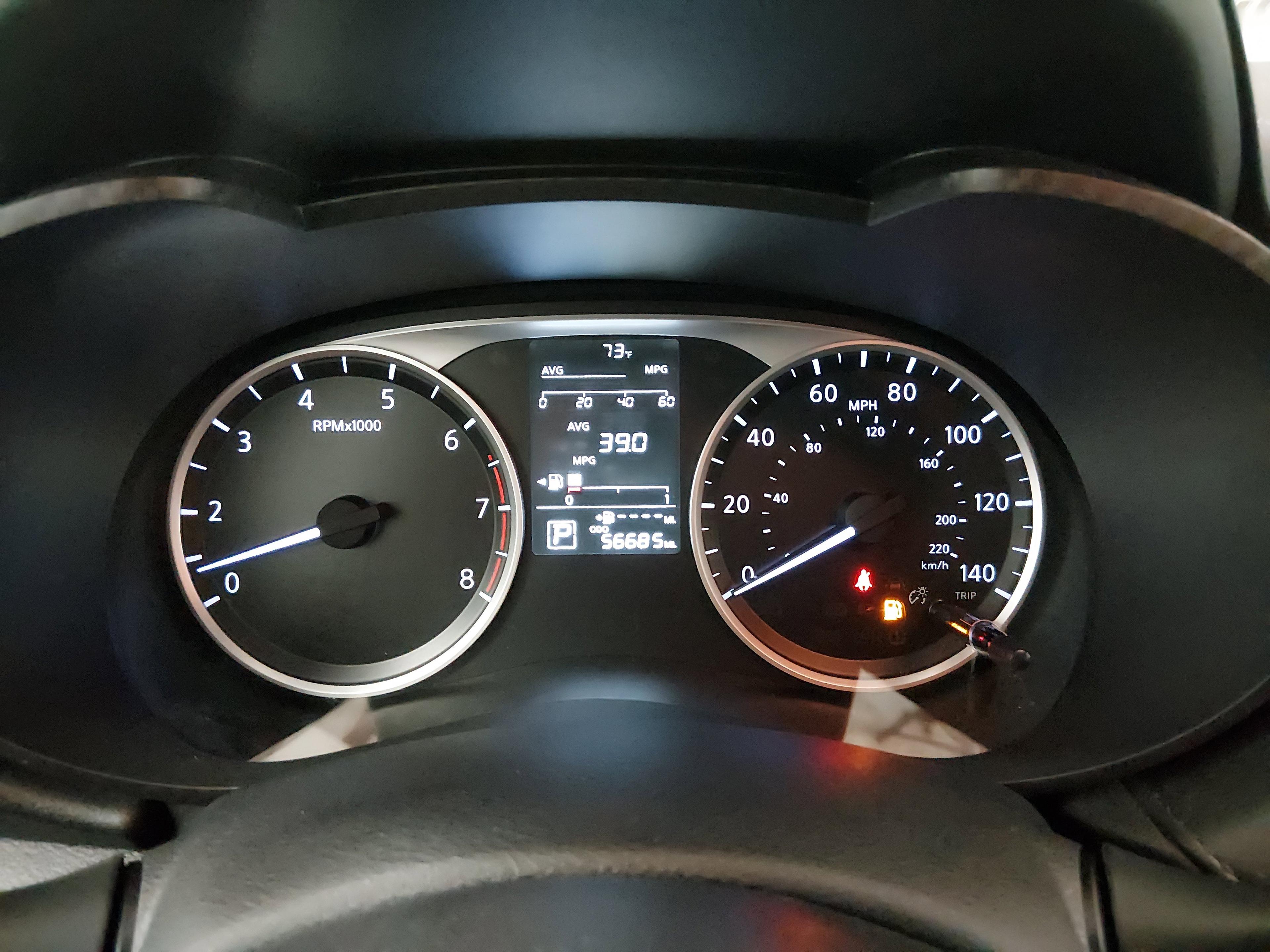 Nissan Versa S Cvt - Thumbnail 14