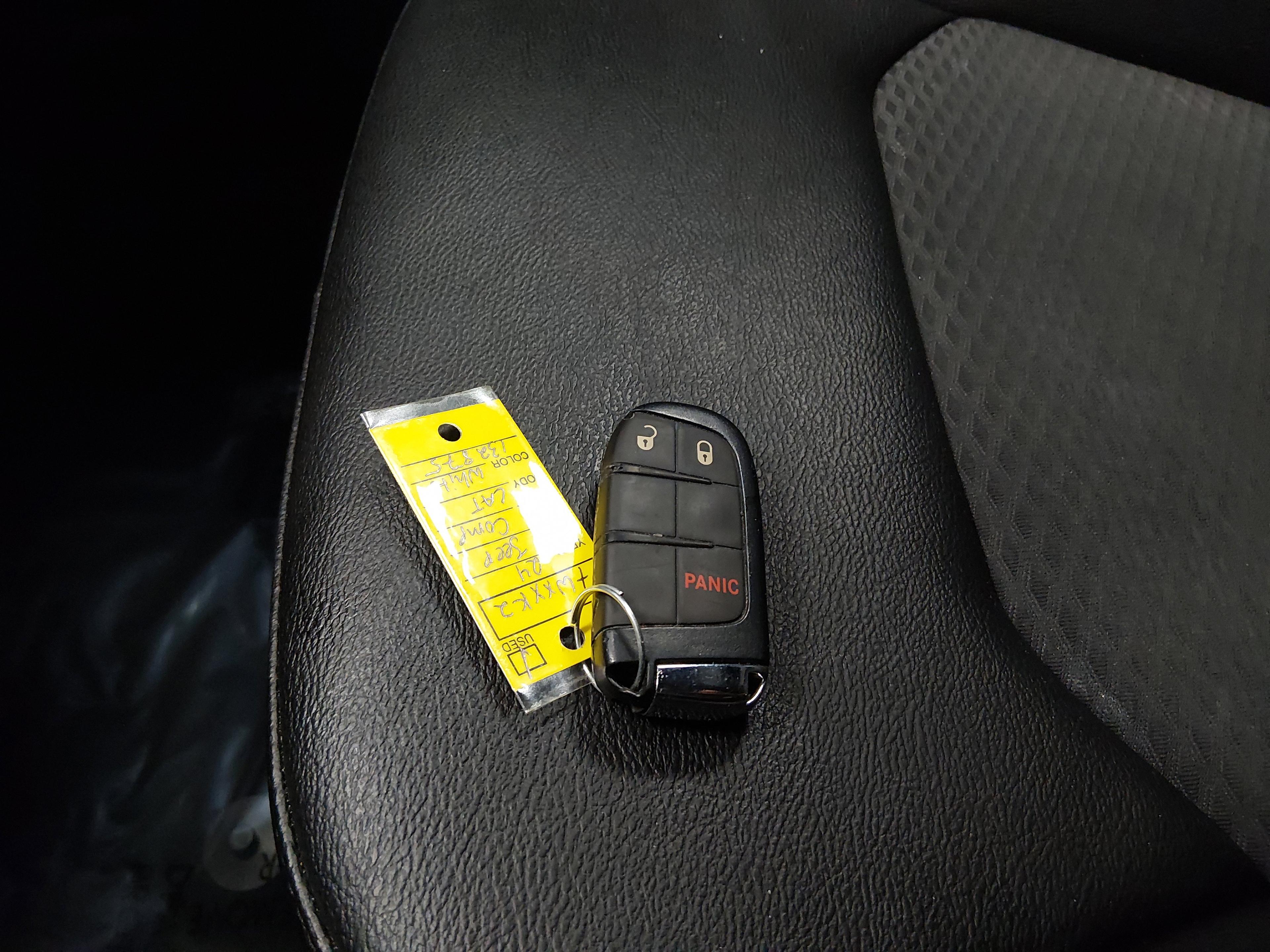 Jeep Compass Latitude 4X4 - Thumbnail 15