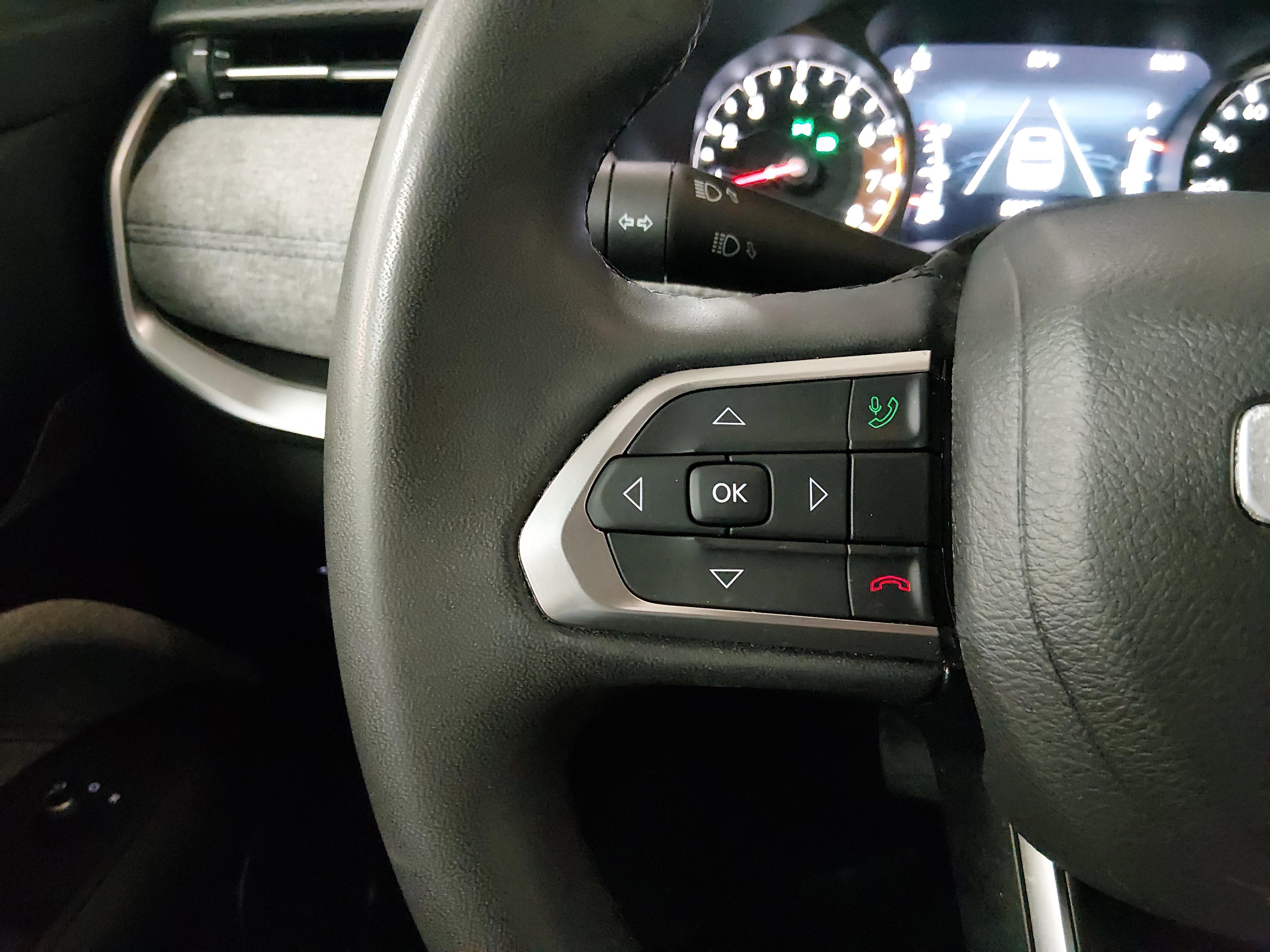 Jeep Compass Latitude 4X4 - Thumbnail 12