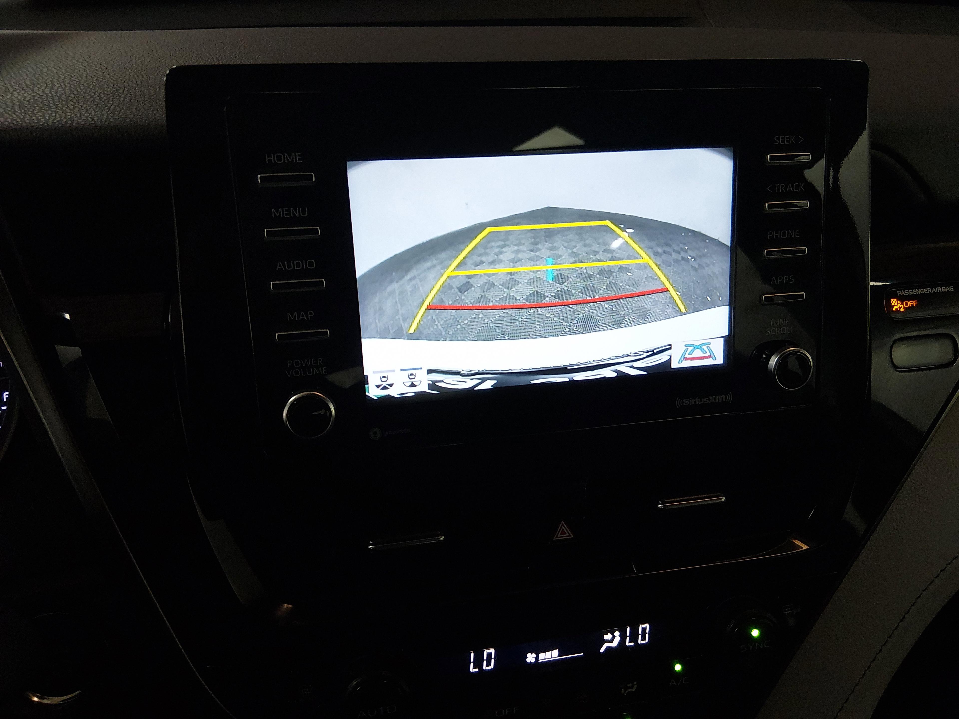 Toyota Camry Se Auto - Thumbnail 16