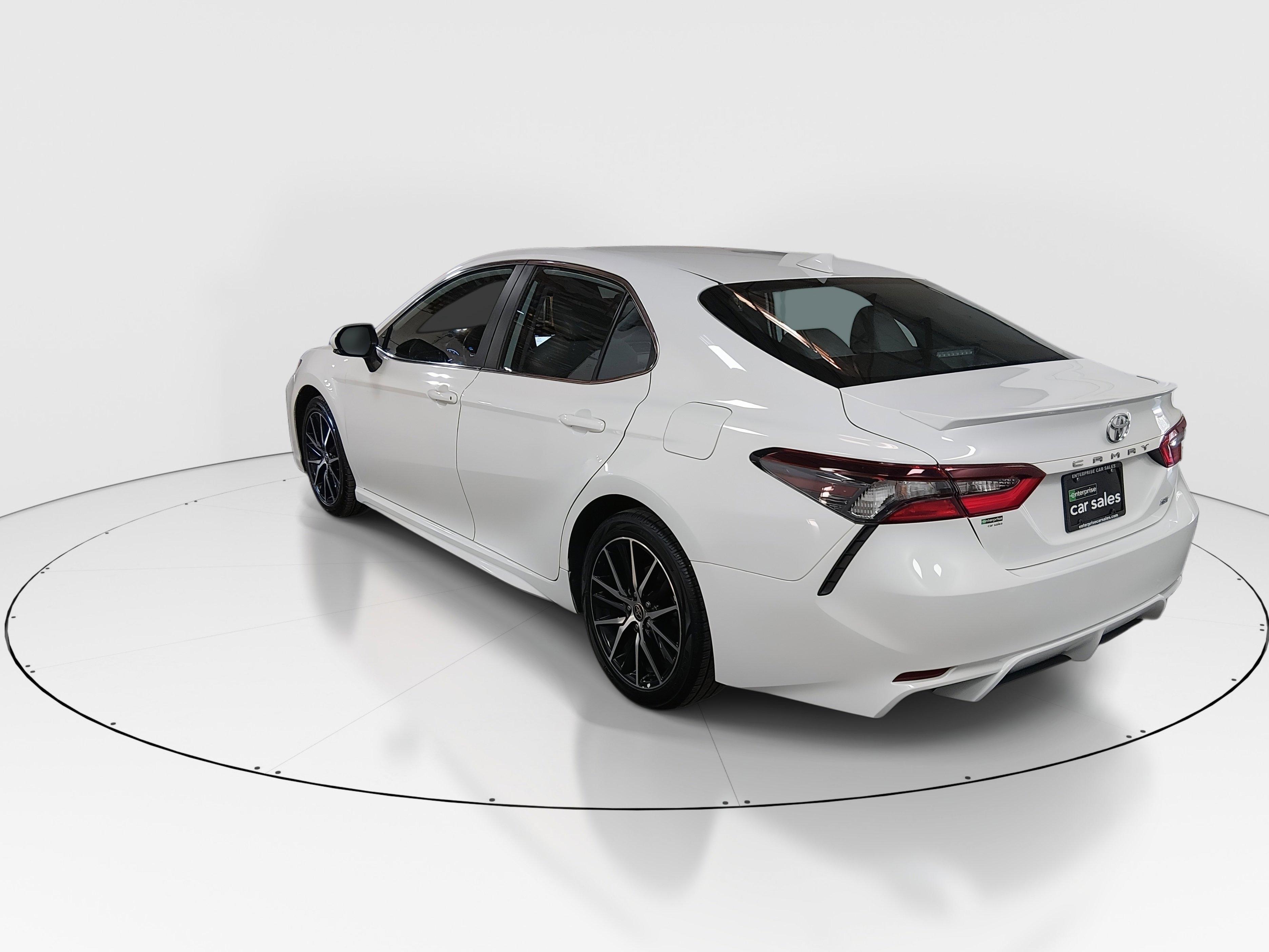 Toyota Camry Se Auto - Thumbnail 5