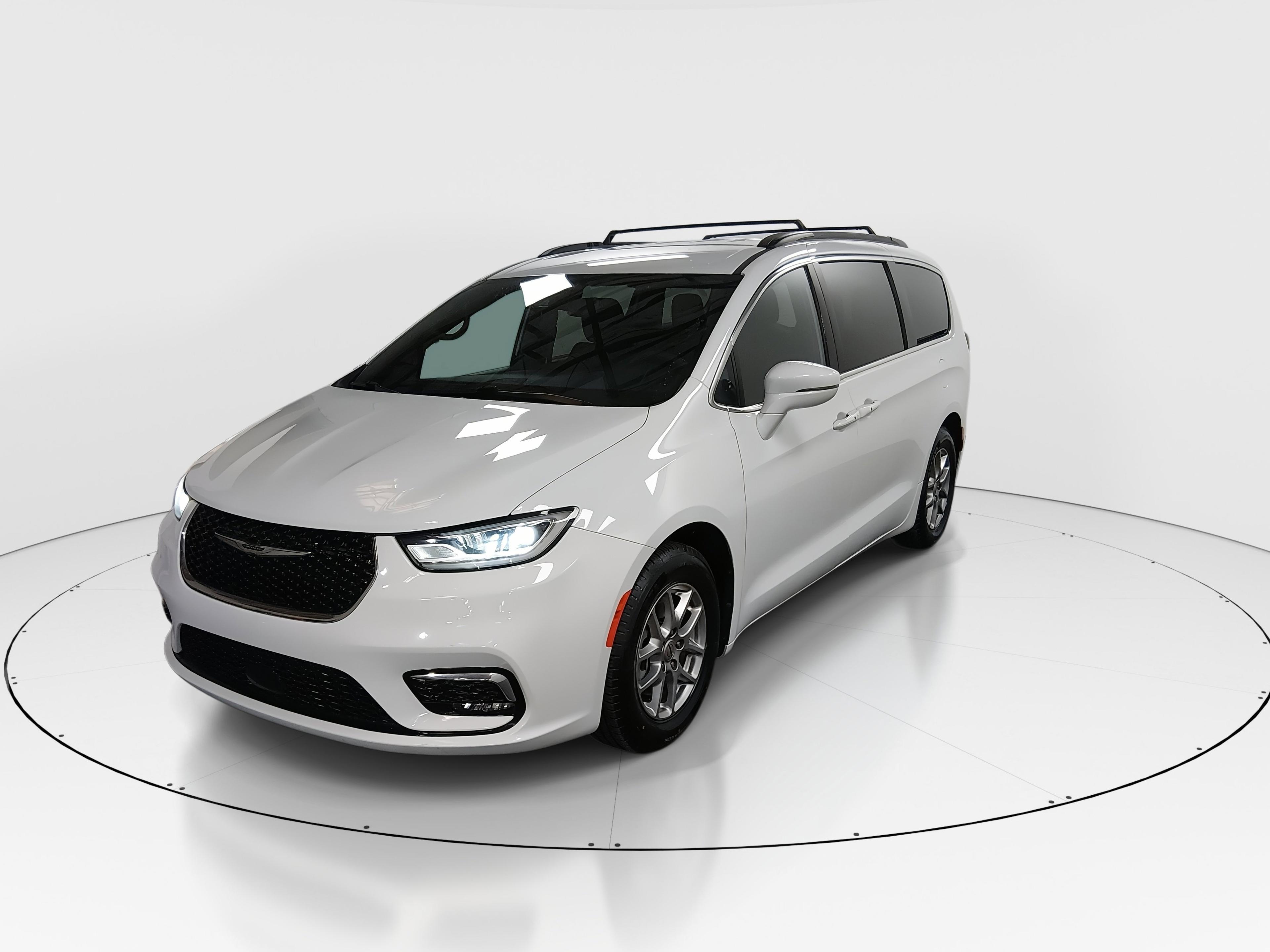 Chrysler Pacifica Touring Fwd - Thumbnail 3