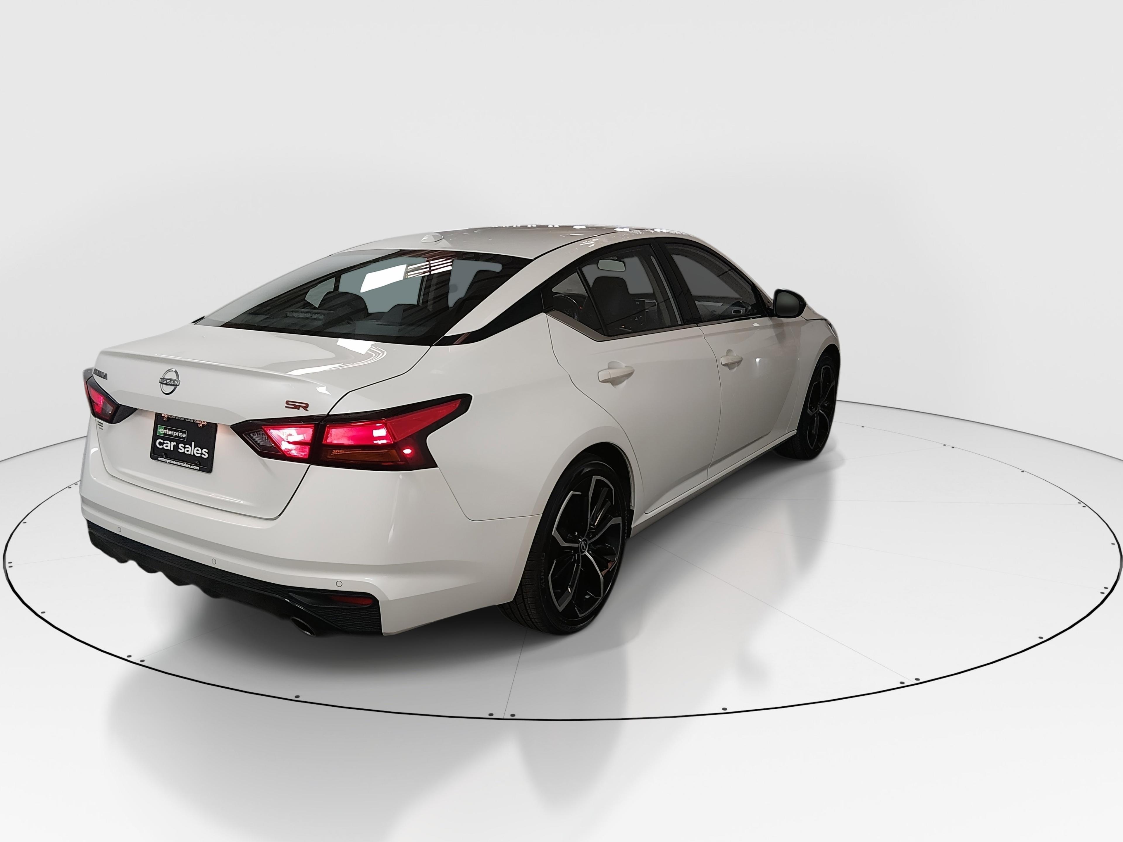 Nissan Altima 2.5 Sr Sedan - Thumbnail 7