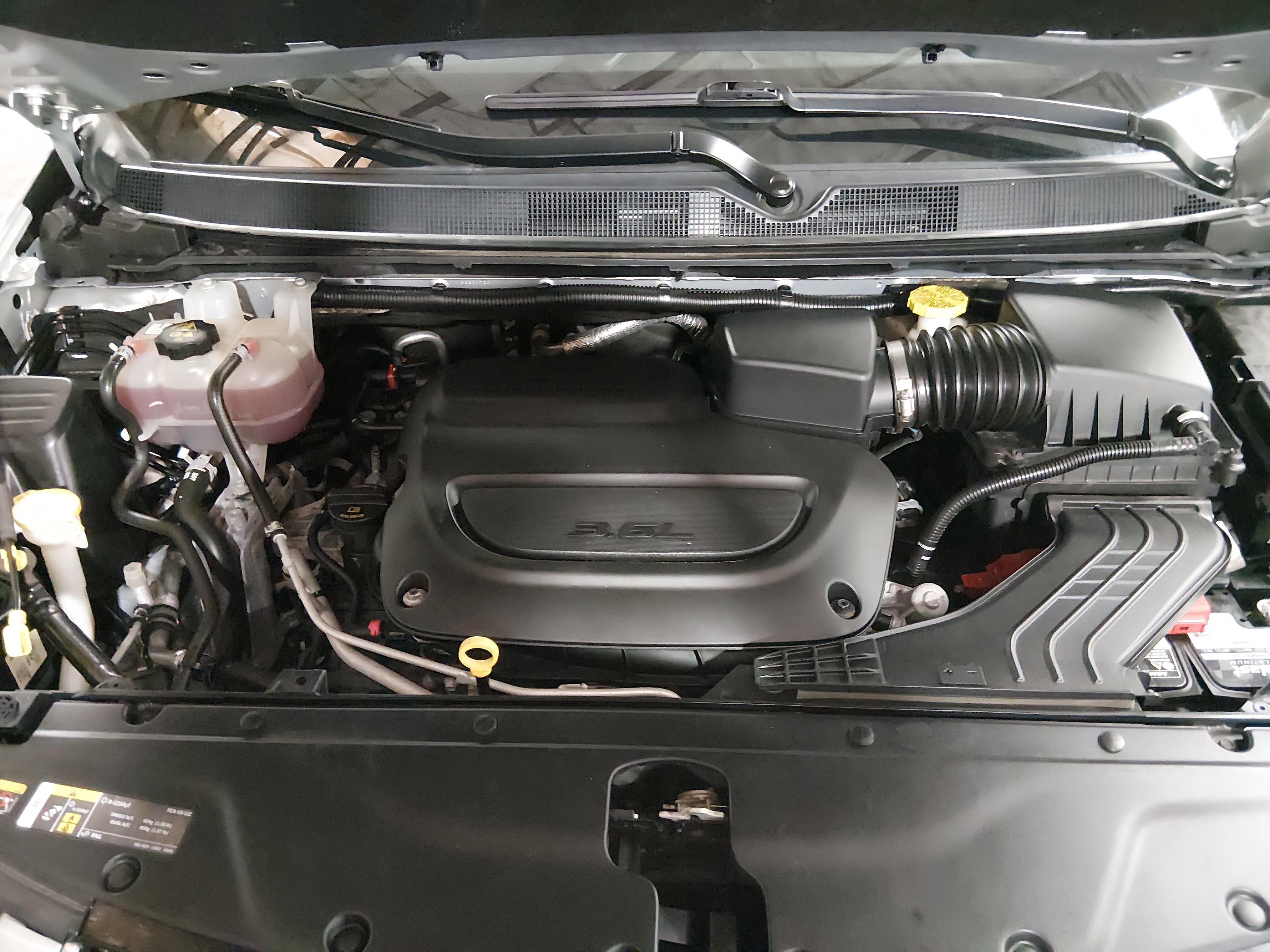 Chrysler Pacifica Limited Fwd - Thumbnail 9