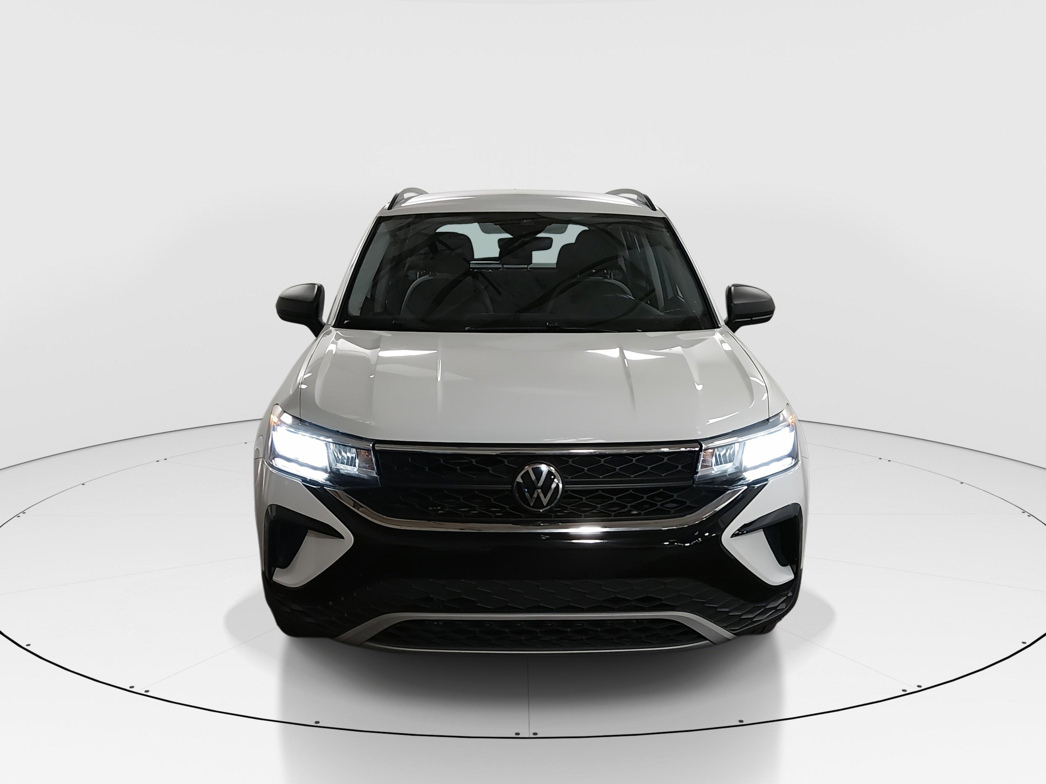 Volkswagen Taos S Fwd - Thumbnail 2