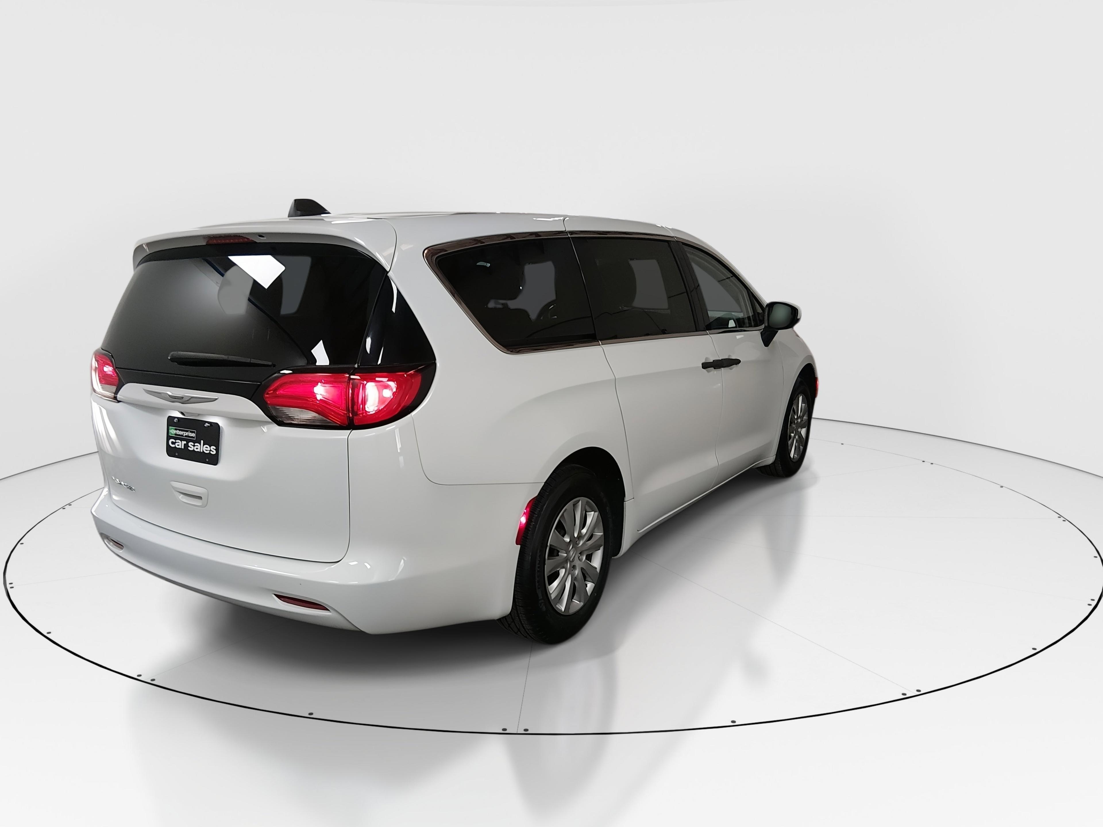 Chrysler Voyager L Fwd - Thumbnail 7