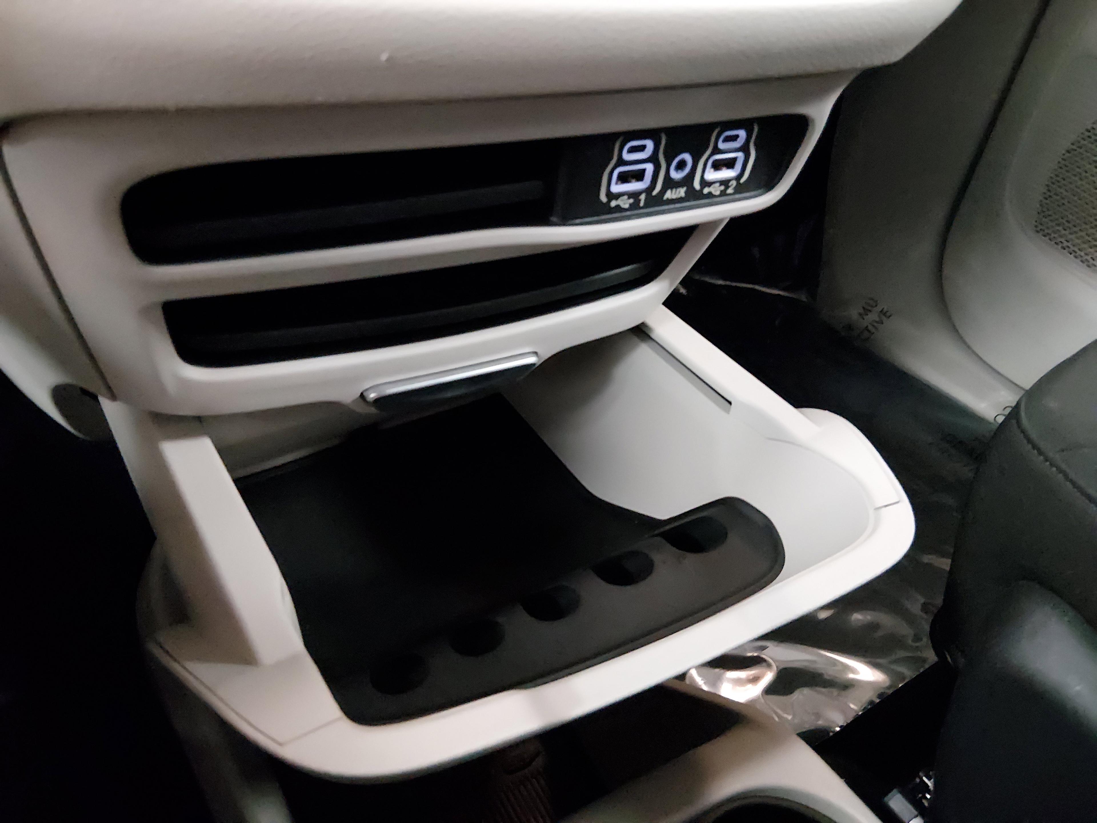 Chrysler Voyager L Fwd - Thumbnail 19