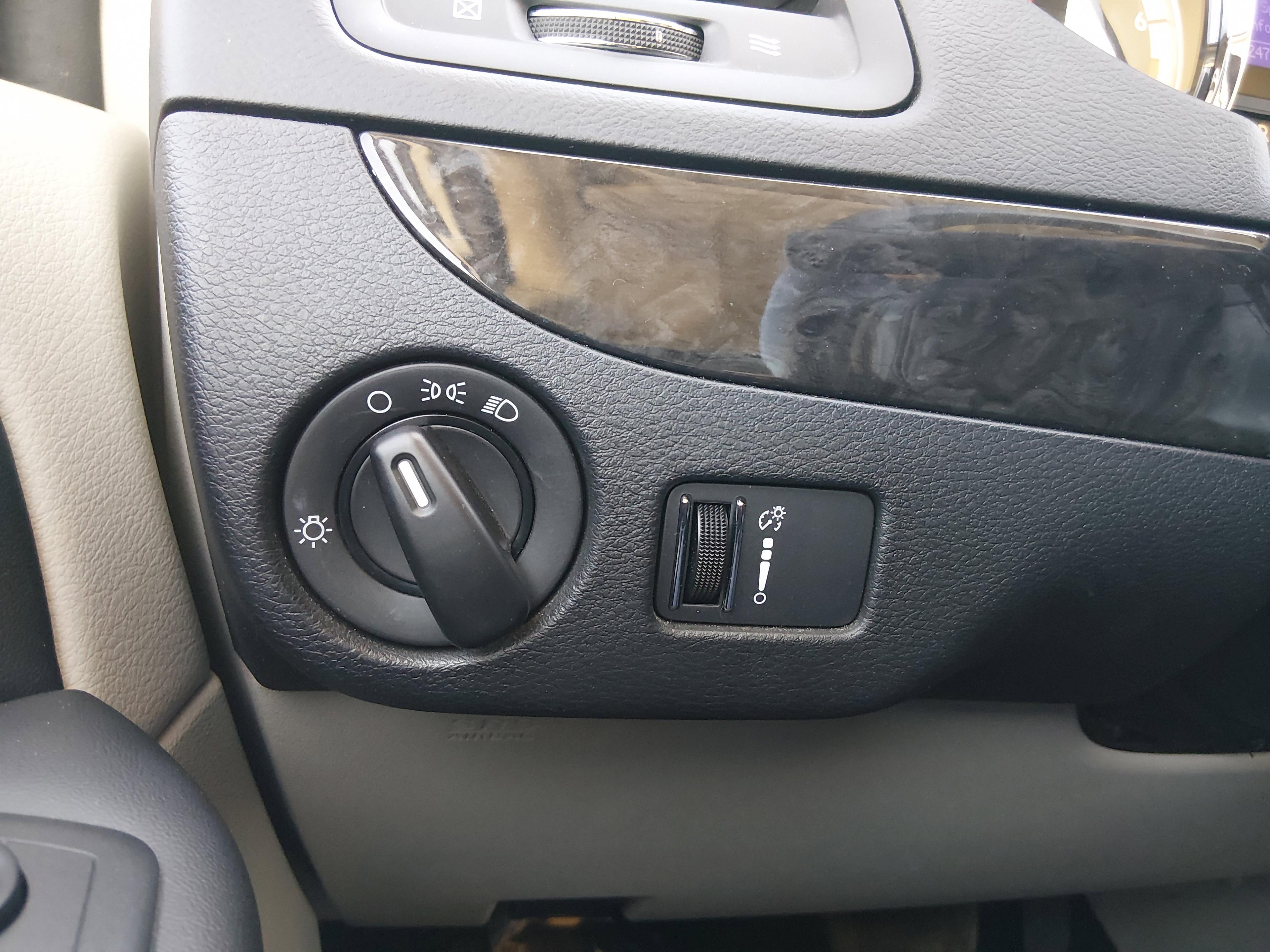 Dodge Grand Caravan - Thumbnail 13