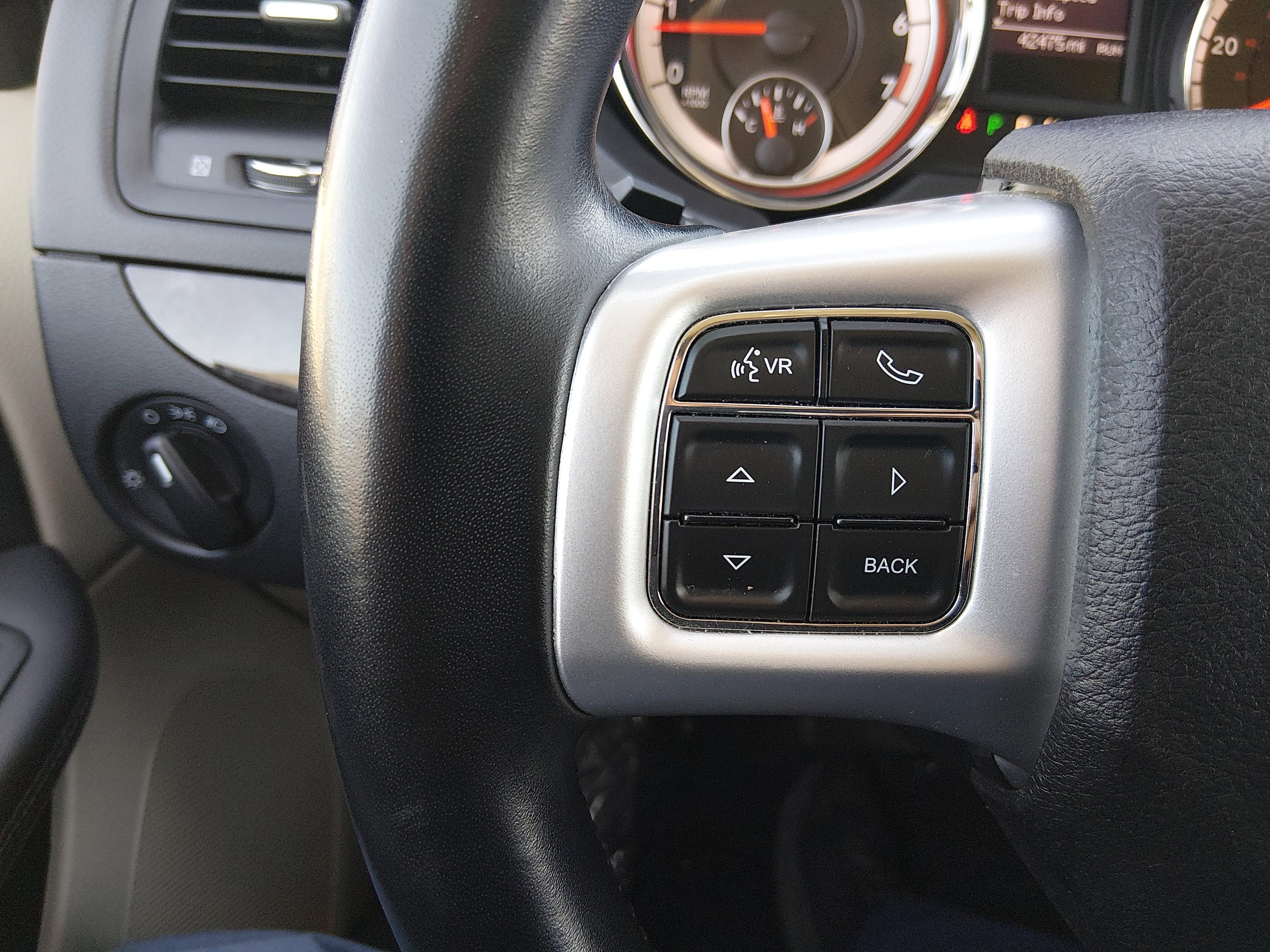 Dodge Grand Caravan - Thumbnail 12