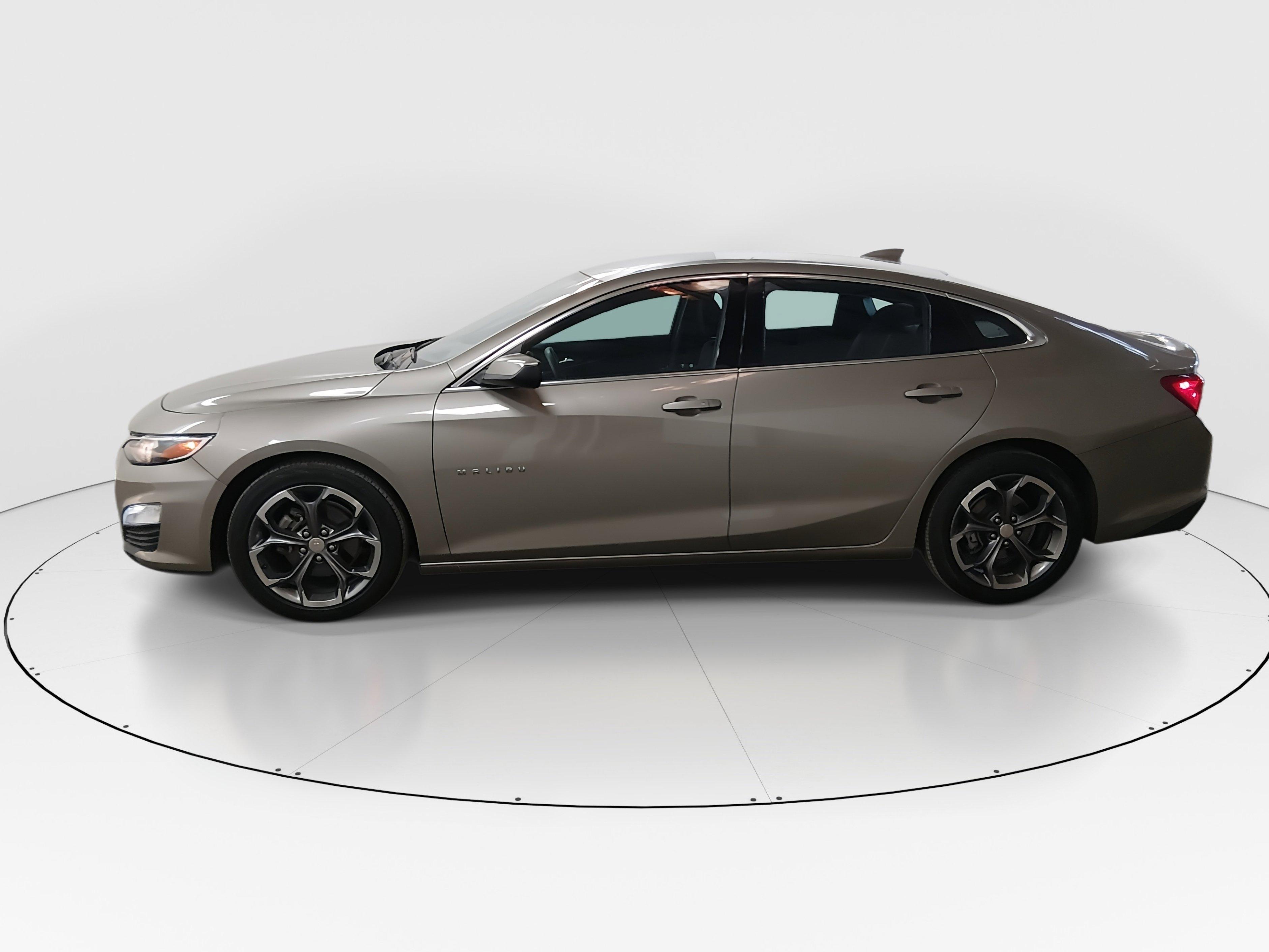 Chevrolet Malibu 4Dr Sdn 1Lt - Thumbnail 4