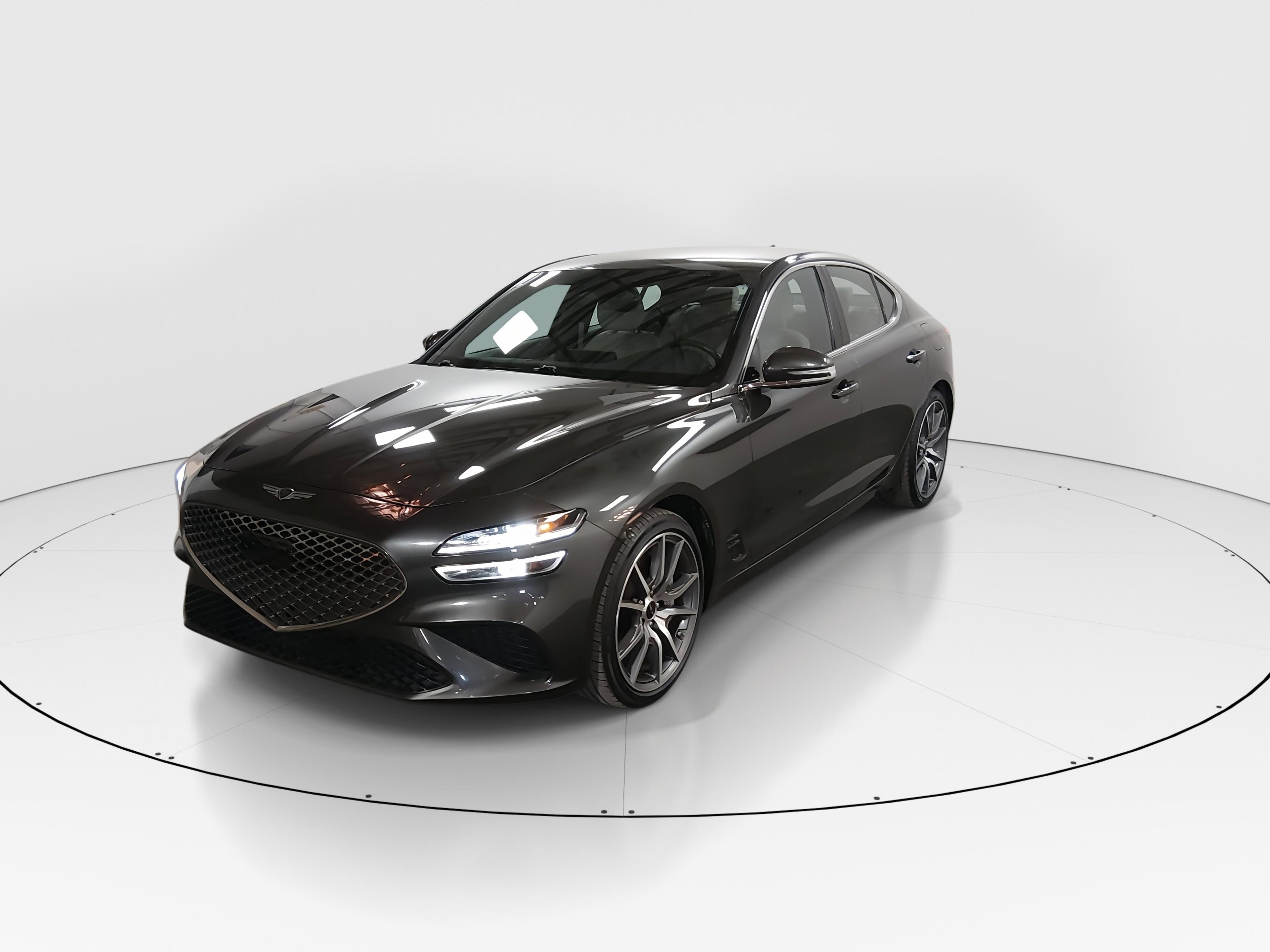 Genesis G70 2.5T Rwd - Thumbnail 3