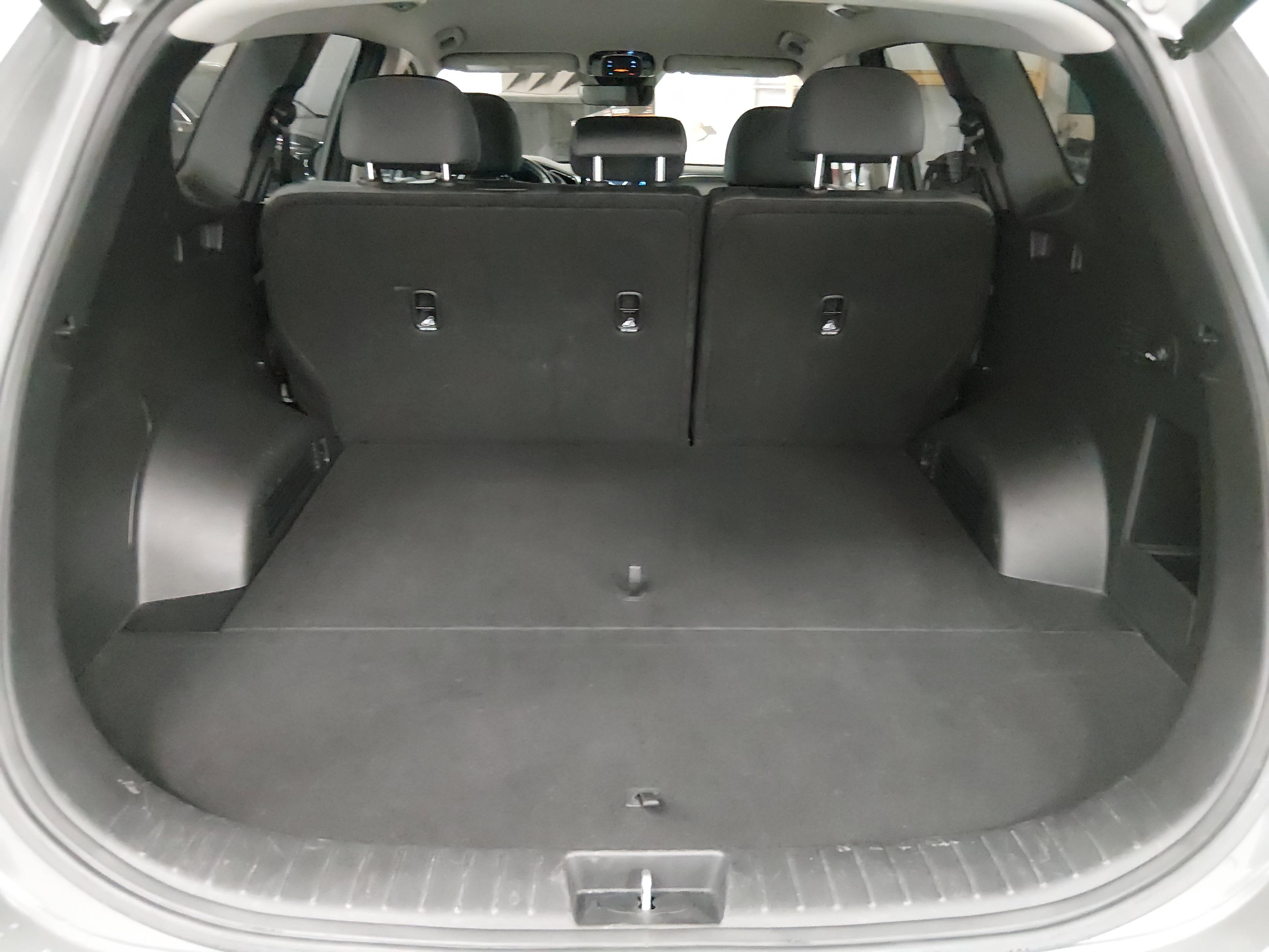 Hyundai Santa Fe Sel Awd - Thumbnail 11