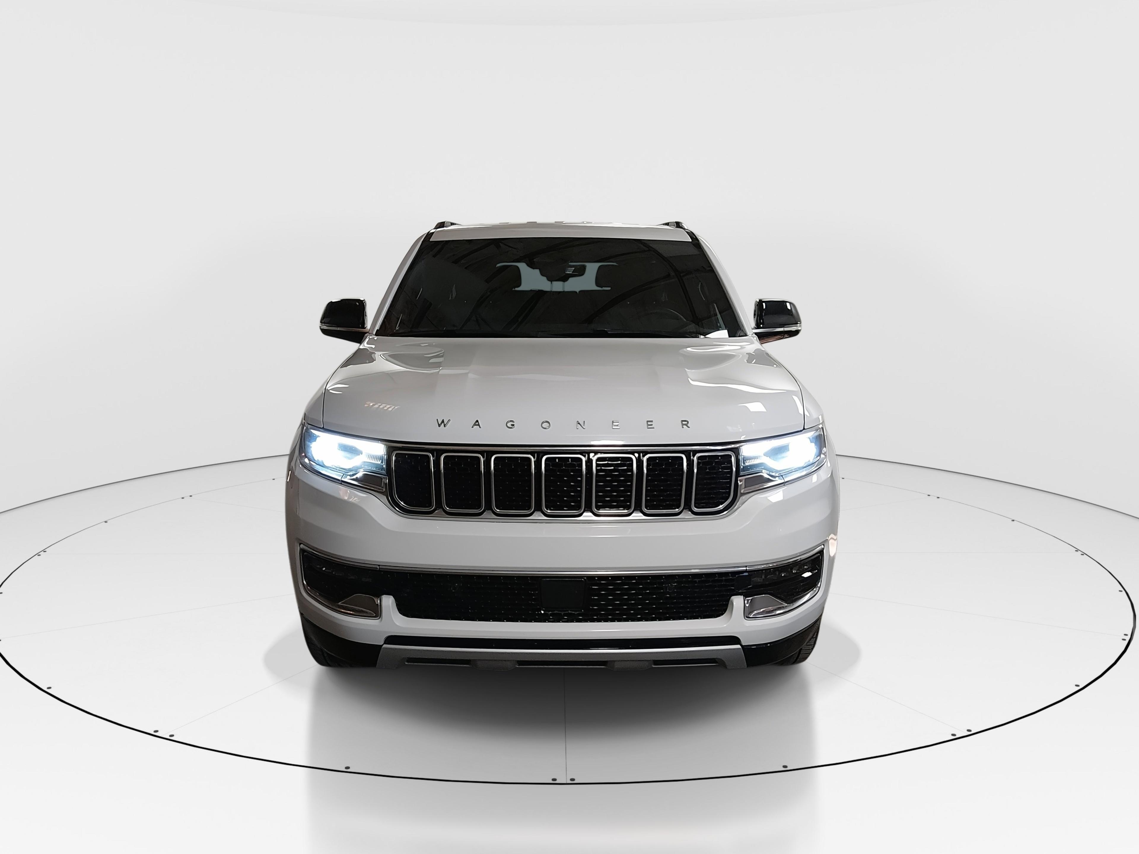 Jeep Wagoneer Series Ii 4X2 - Thumbnail 2