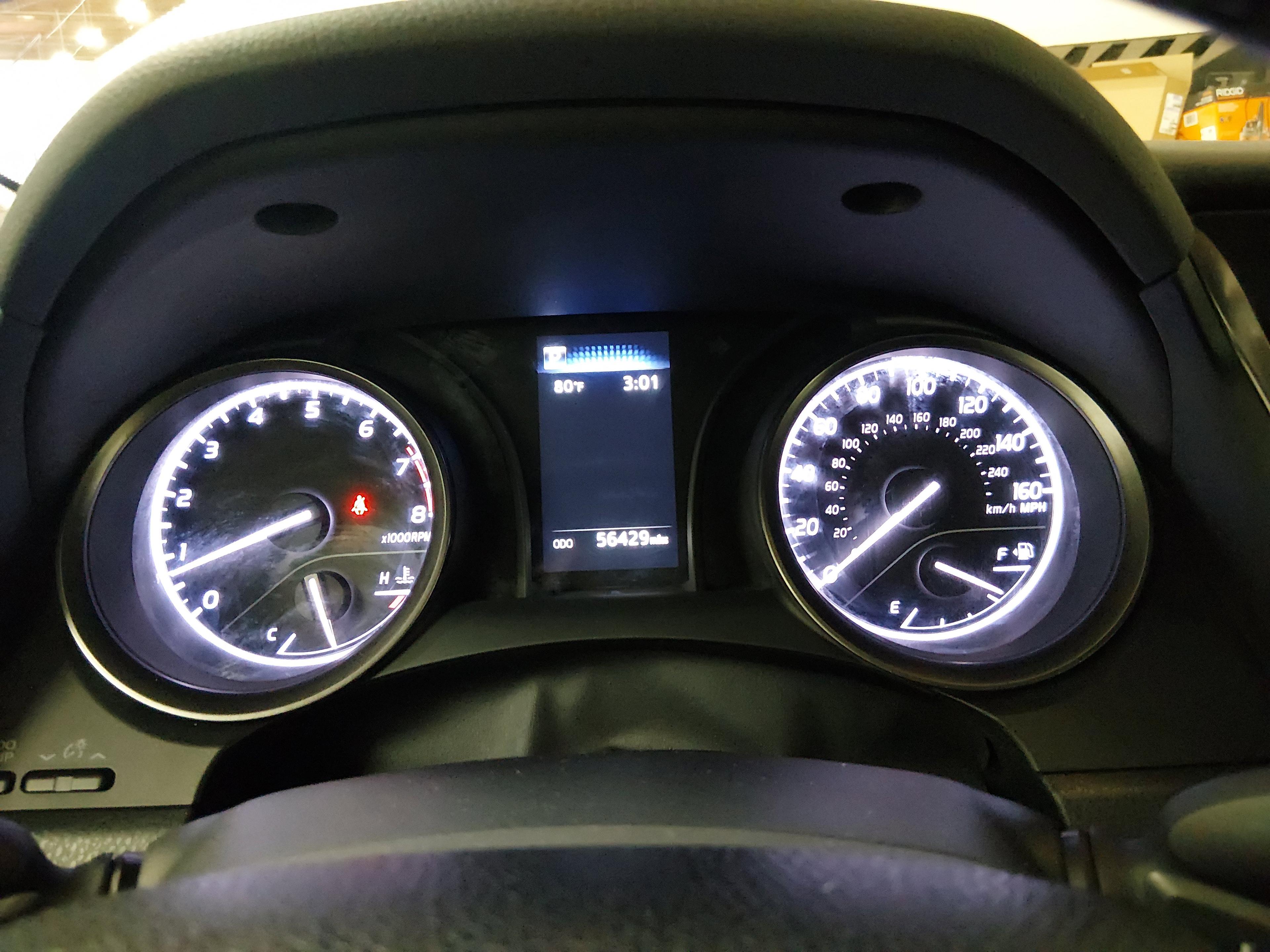 Toyota Camry Se Auto - Thumbnail 14