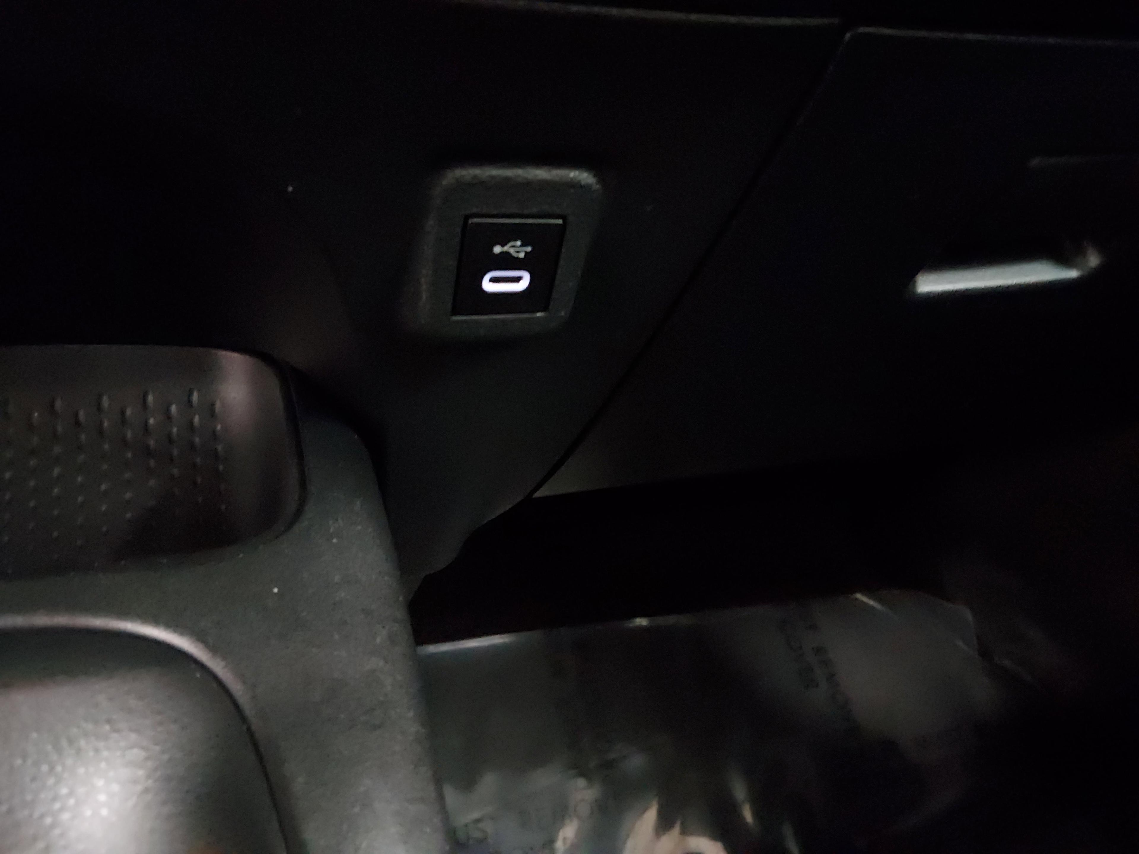 Toyota Corolla Le Cvt - Thumbnail 19