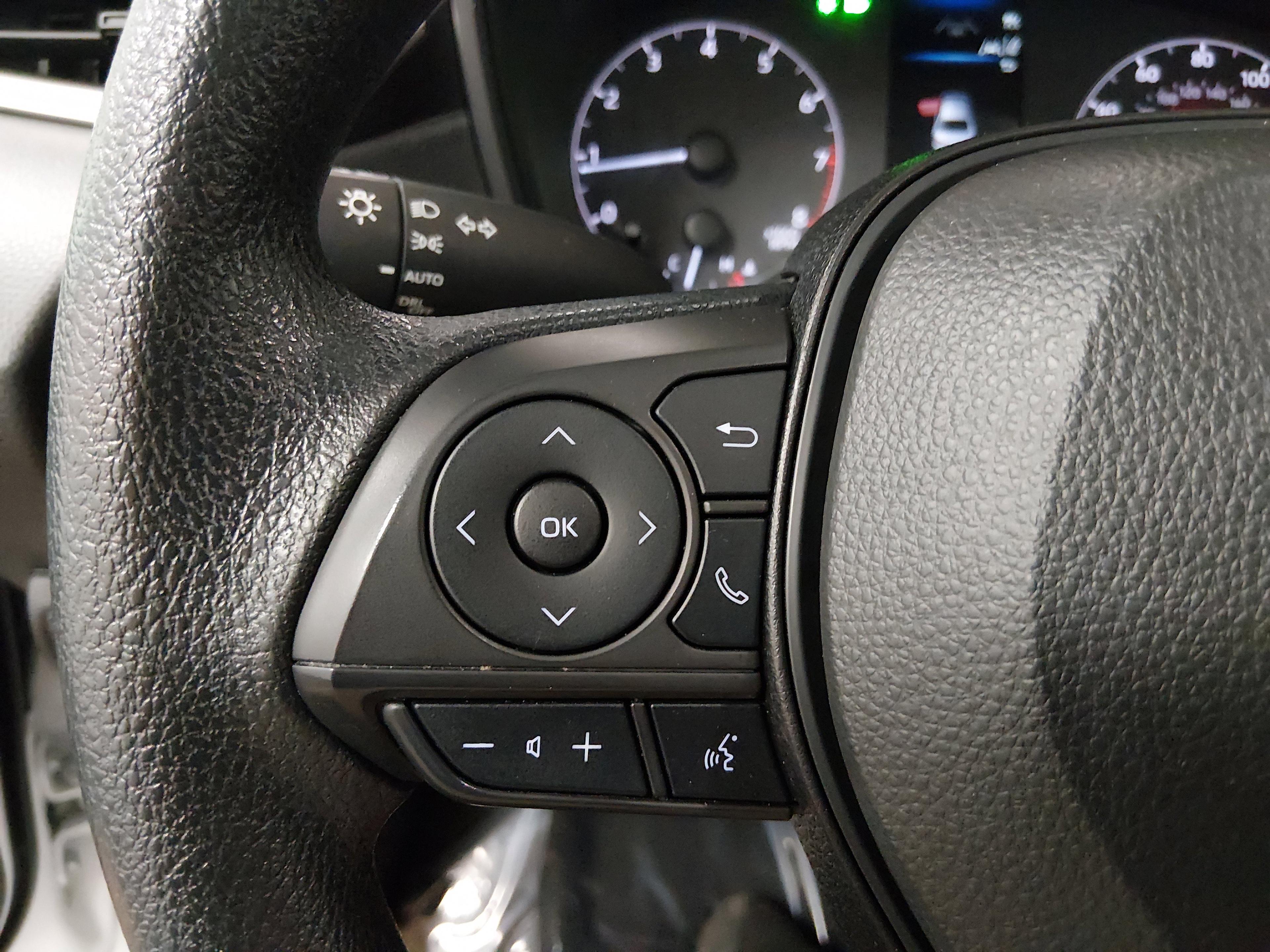 Toyota Corolla Le Cvt - Thumbnail 12