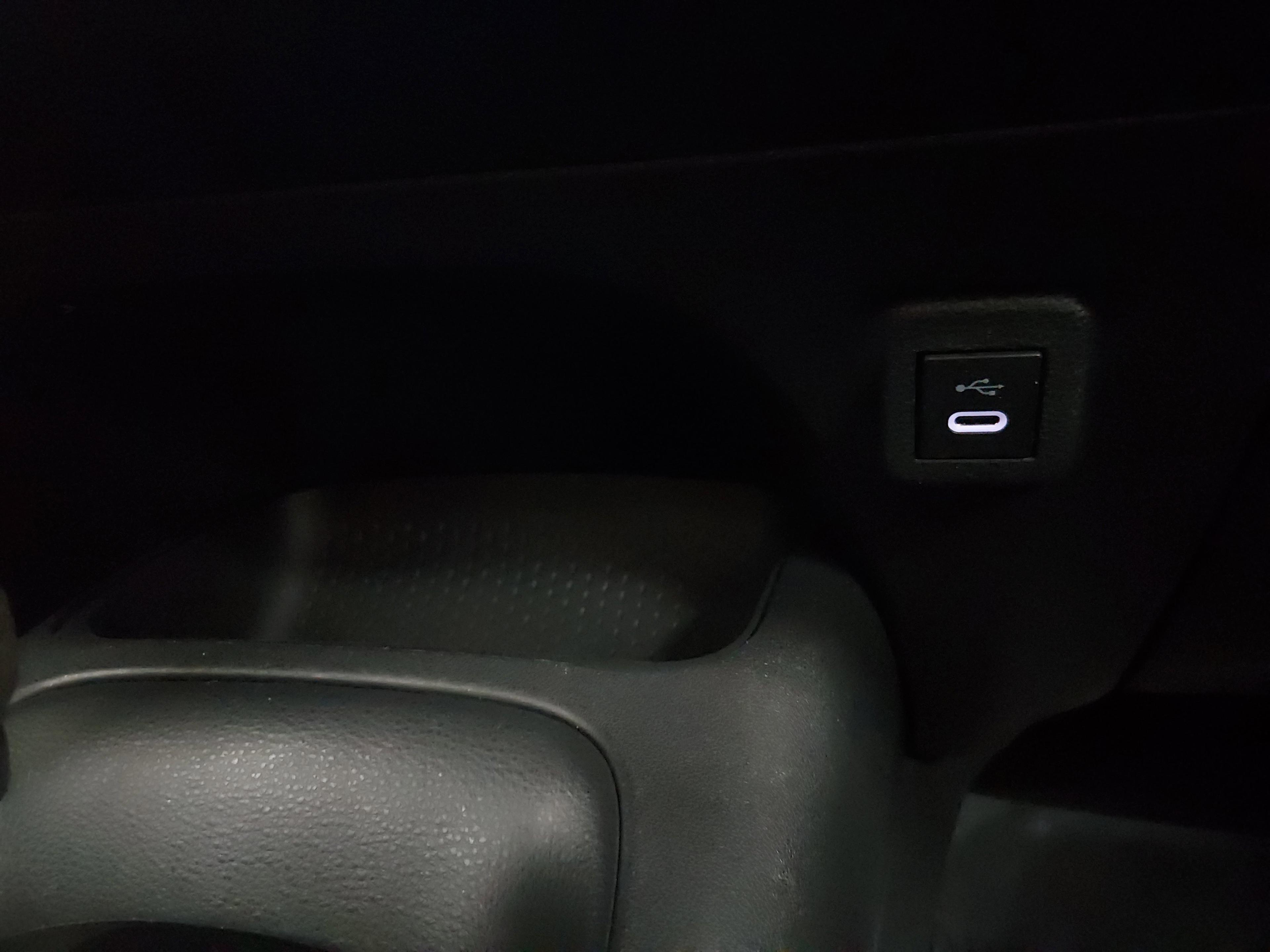 Toyota Corolla Le Cvt - Thumbnail 18