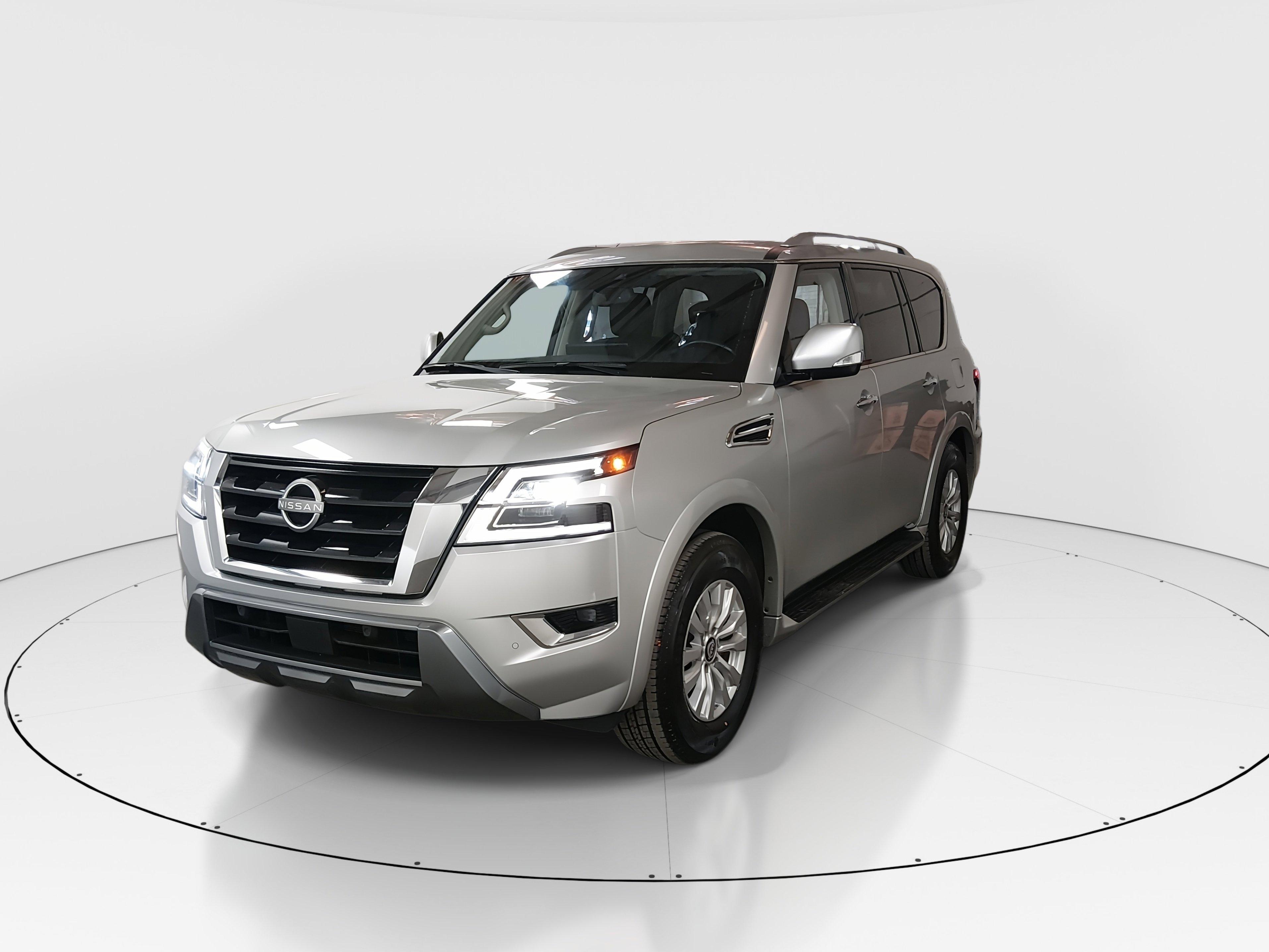 Nissan Armada 4X2 Sv - Thumbnail 3