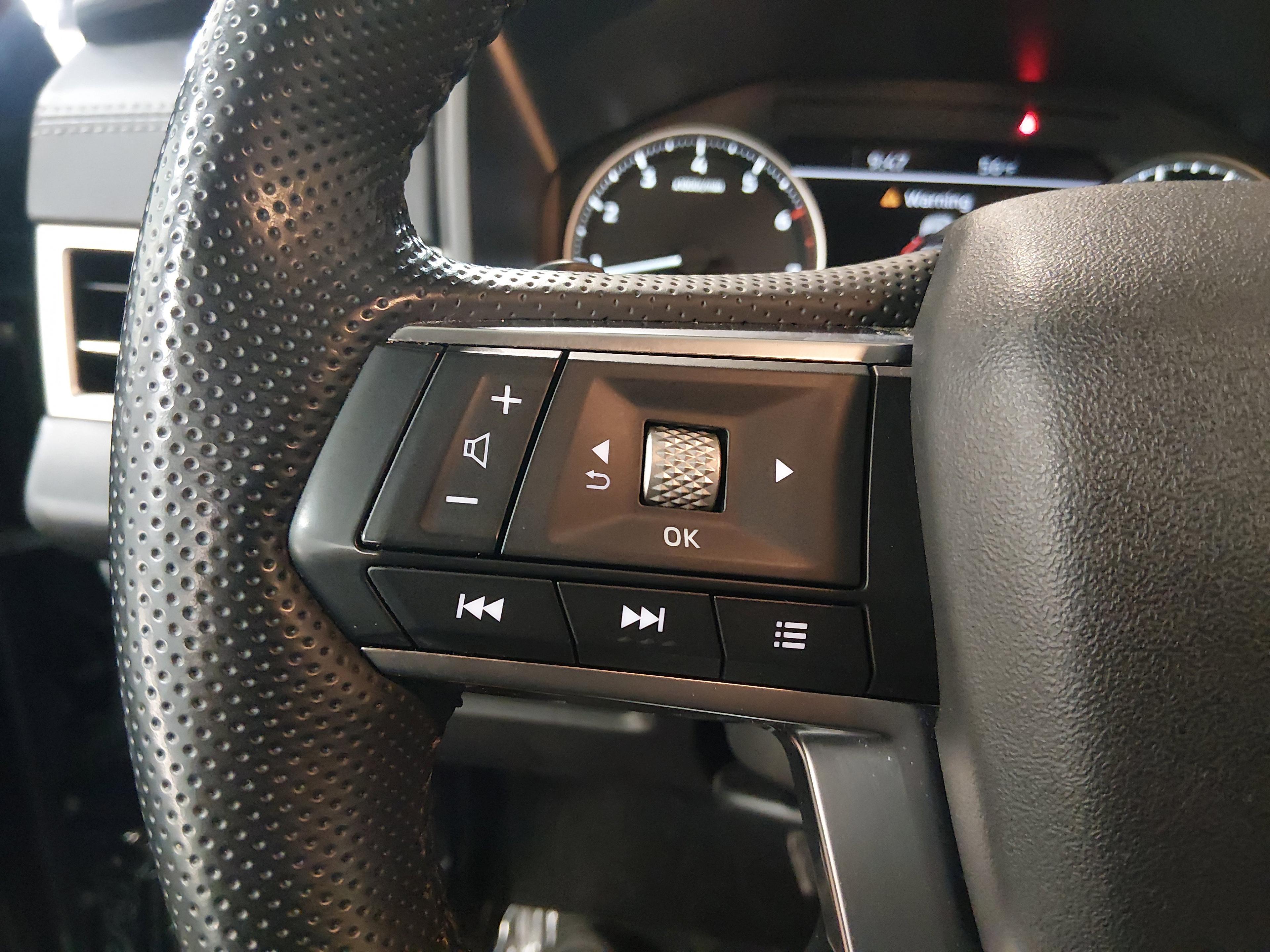 Mitsubishi Outlander Se Fwd - Thumbnail 12