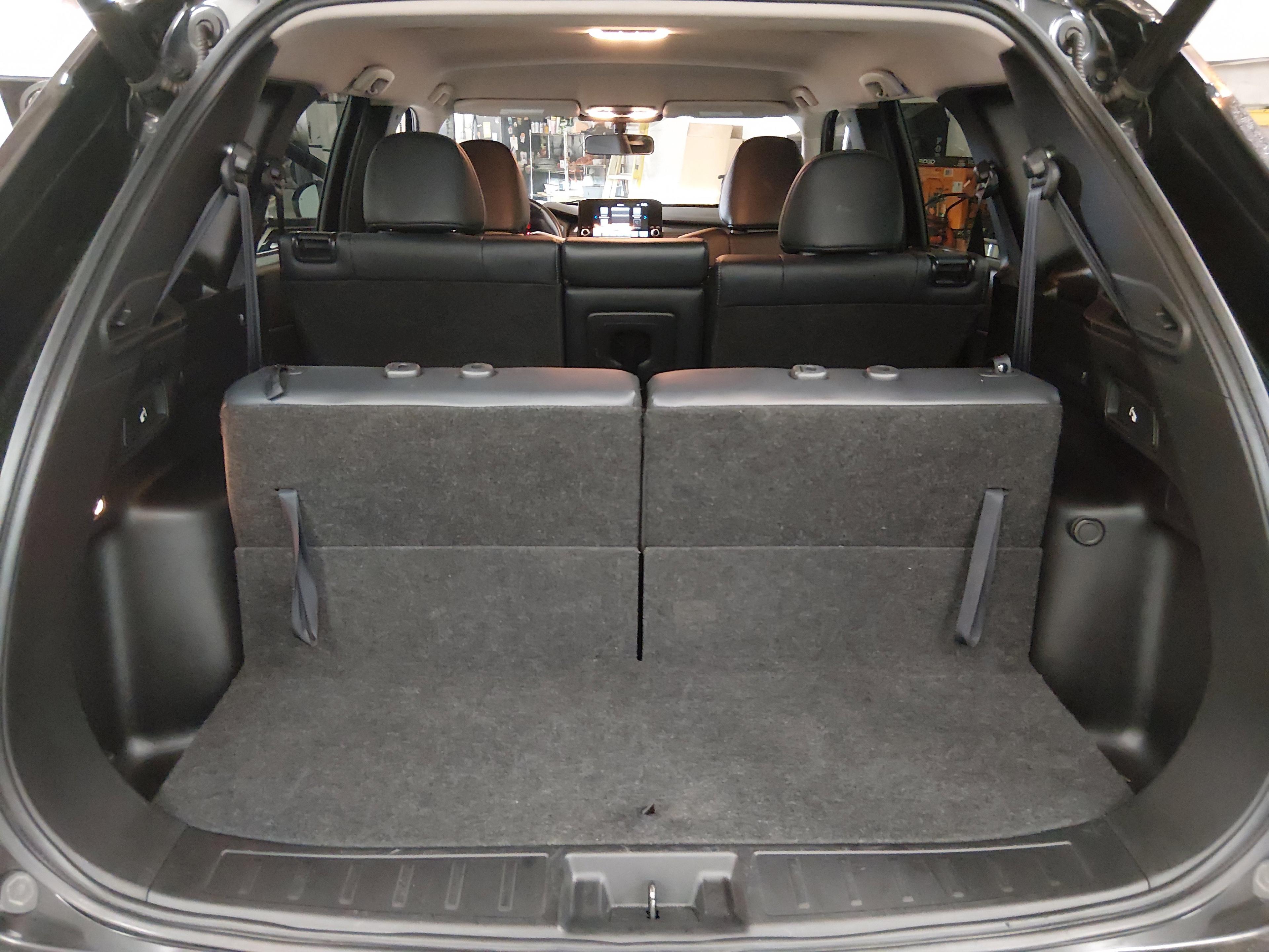 Mitsubishi Outlander Se Fwd - Thumbnail 11