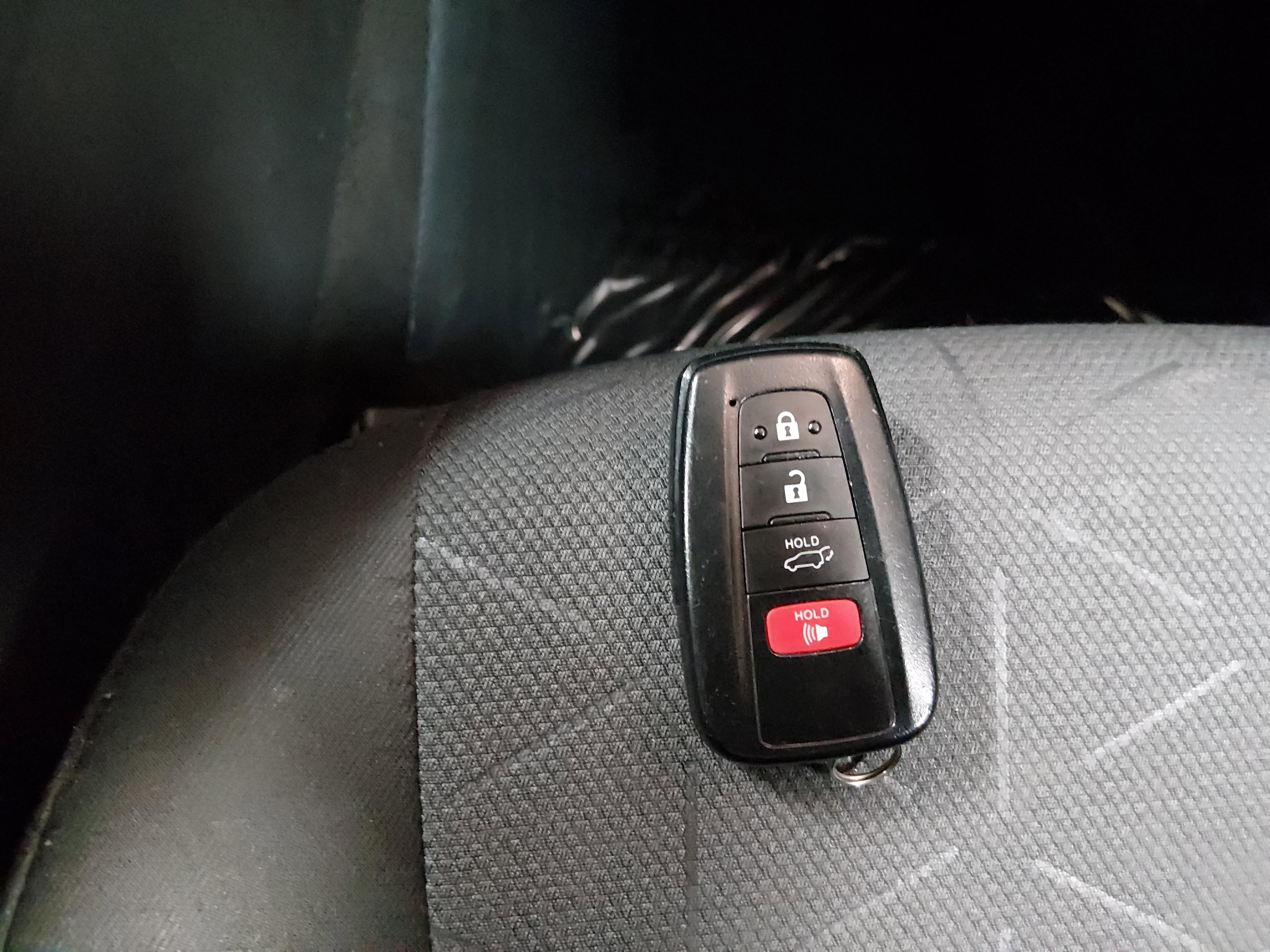 Toyota Rav4 Hybrid Xle Awd - Thumbnail 15