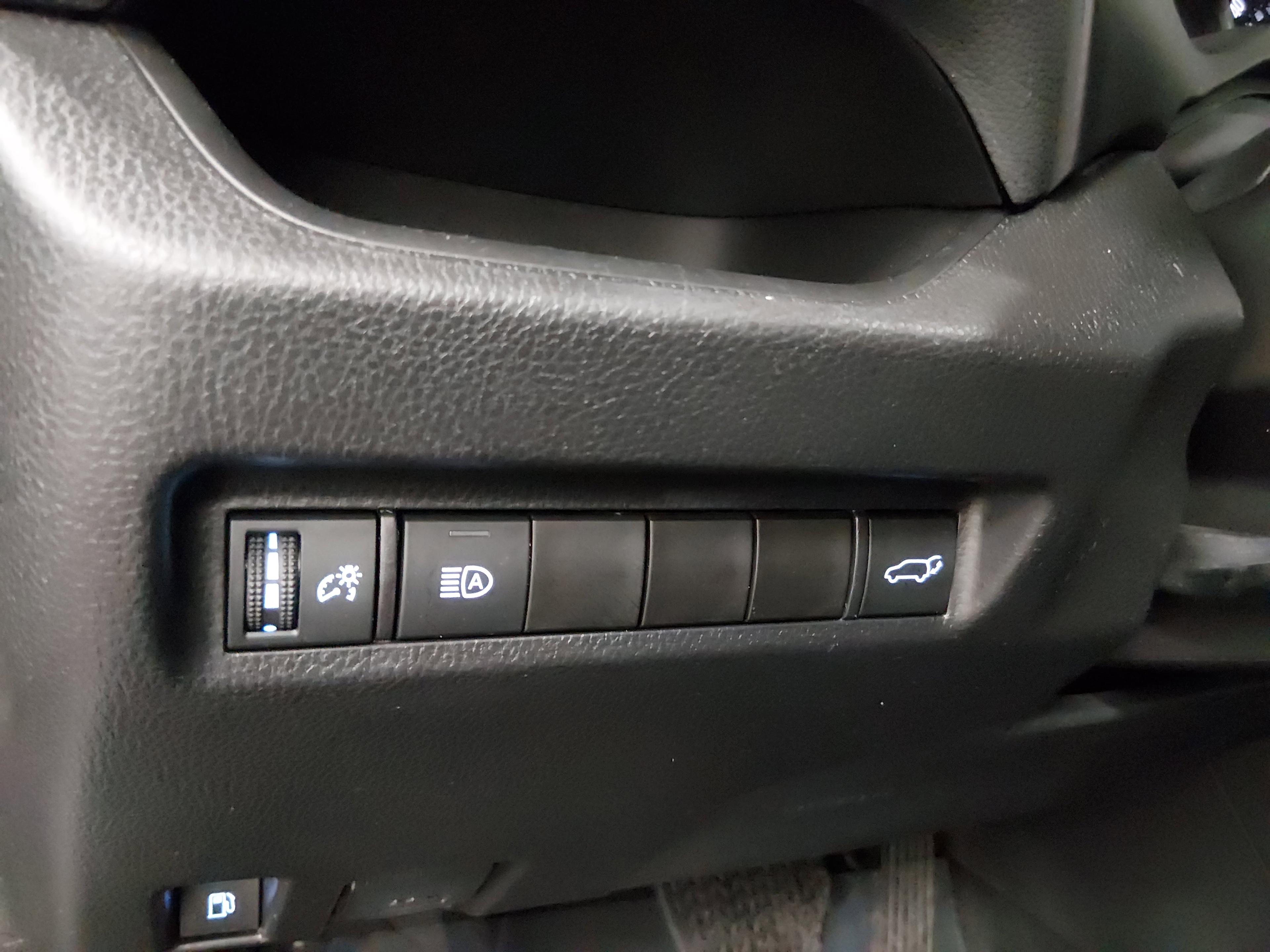 Toyota Rav4 Hybrid Xle Awd - Thumbnail 13