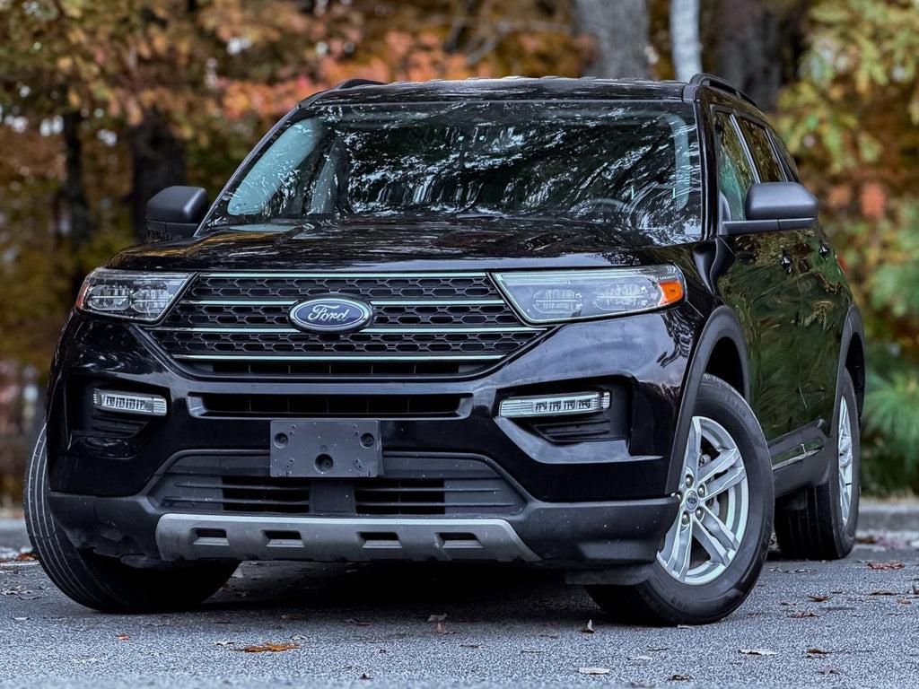 Ford Explorer Xlt 4X4 - Thumbnail 3