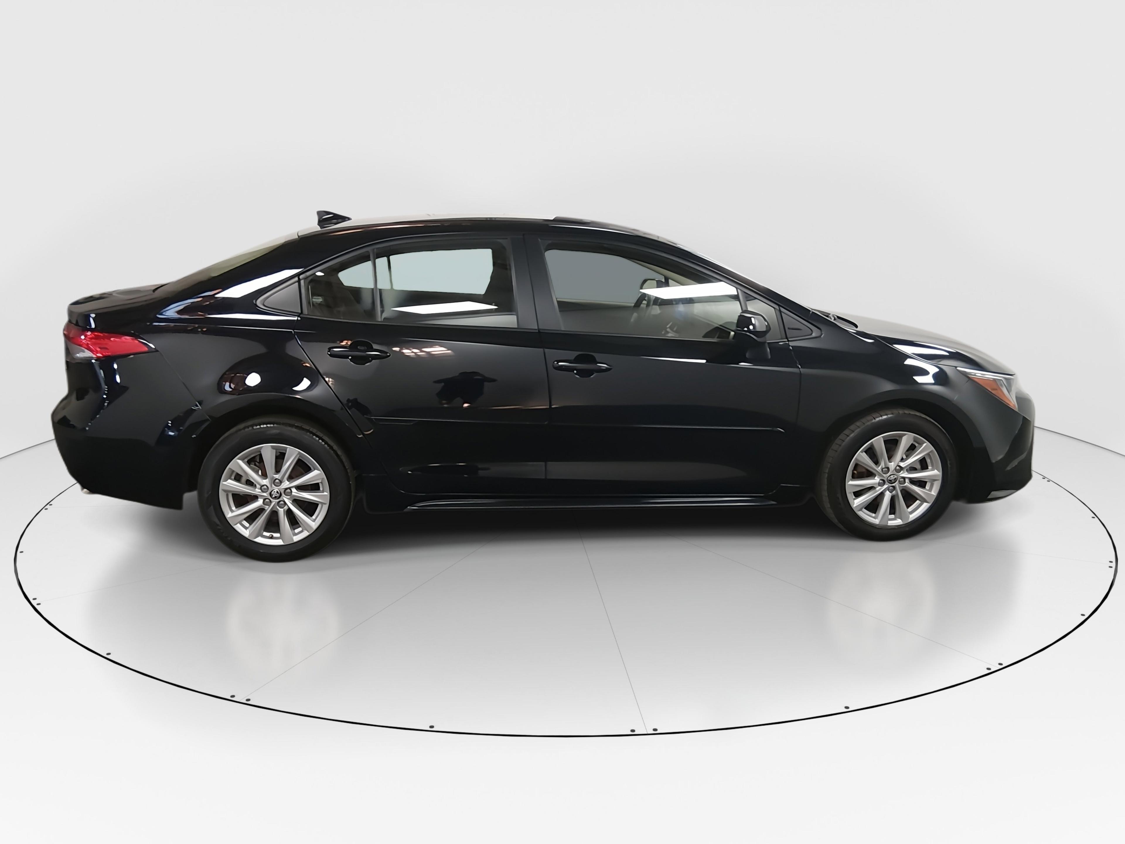 Toyota Corolla Le Cvt - Thumbnail 8