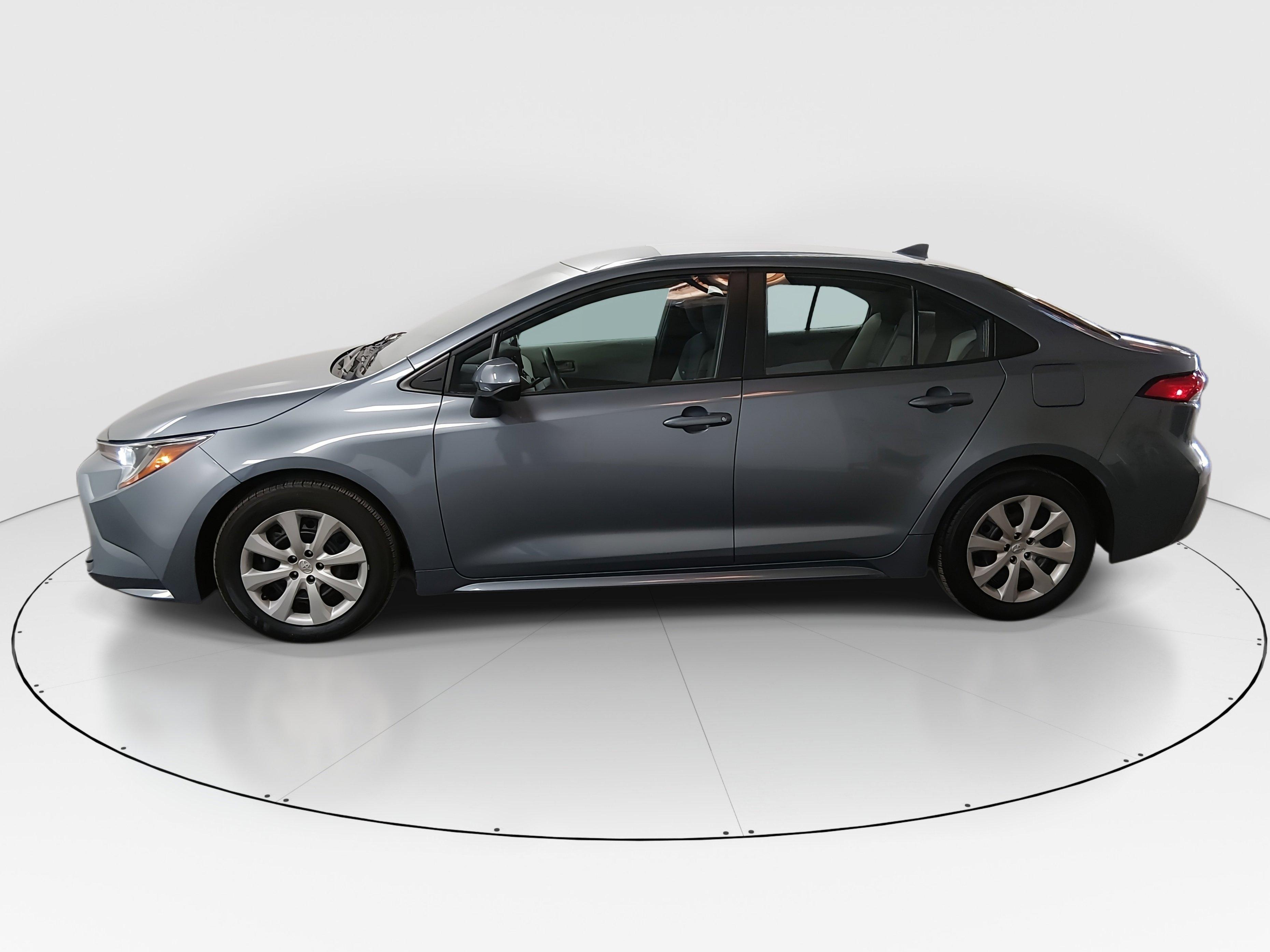 Toyota Corolla Le Cvt - Thumbnail 4