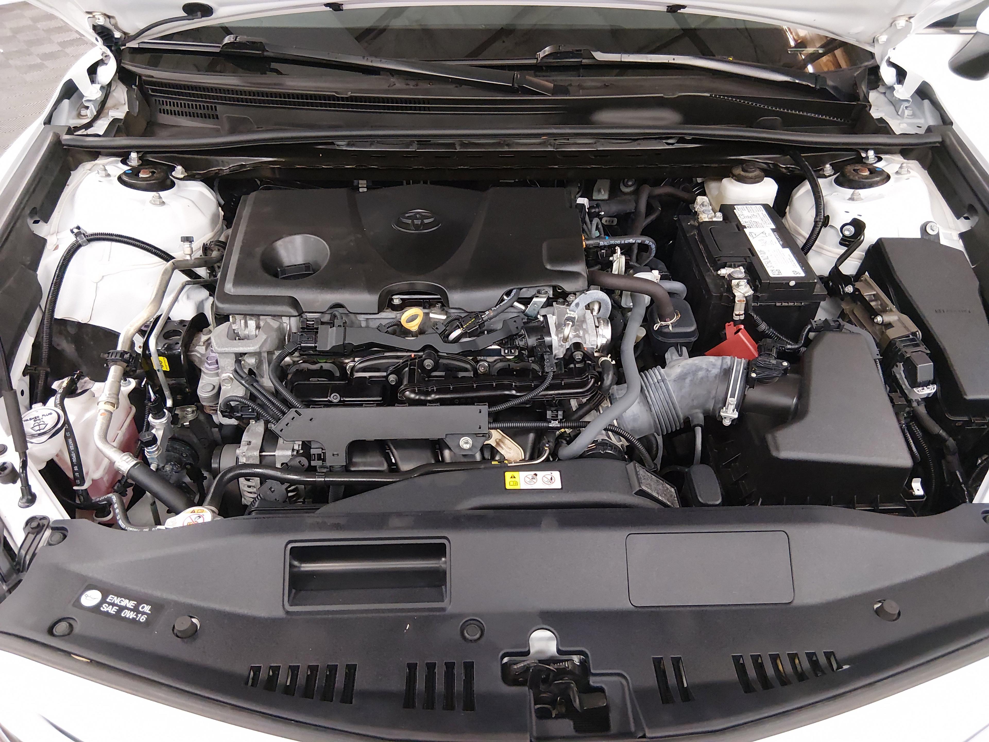 Toyota Camry Se Auto - Thumbnail 9