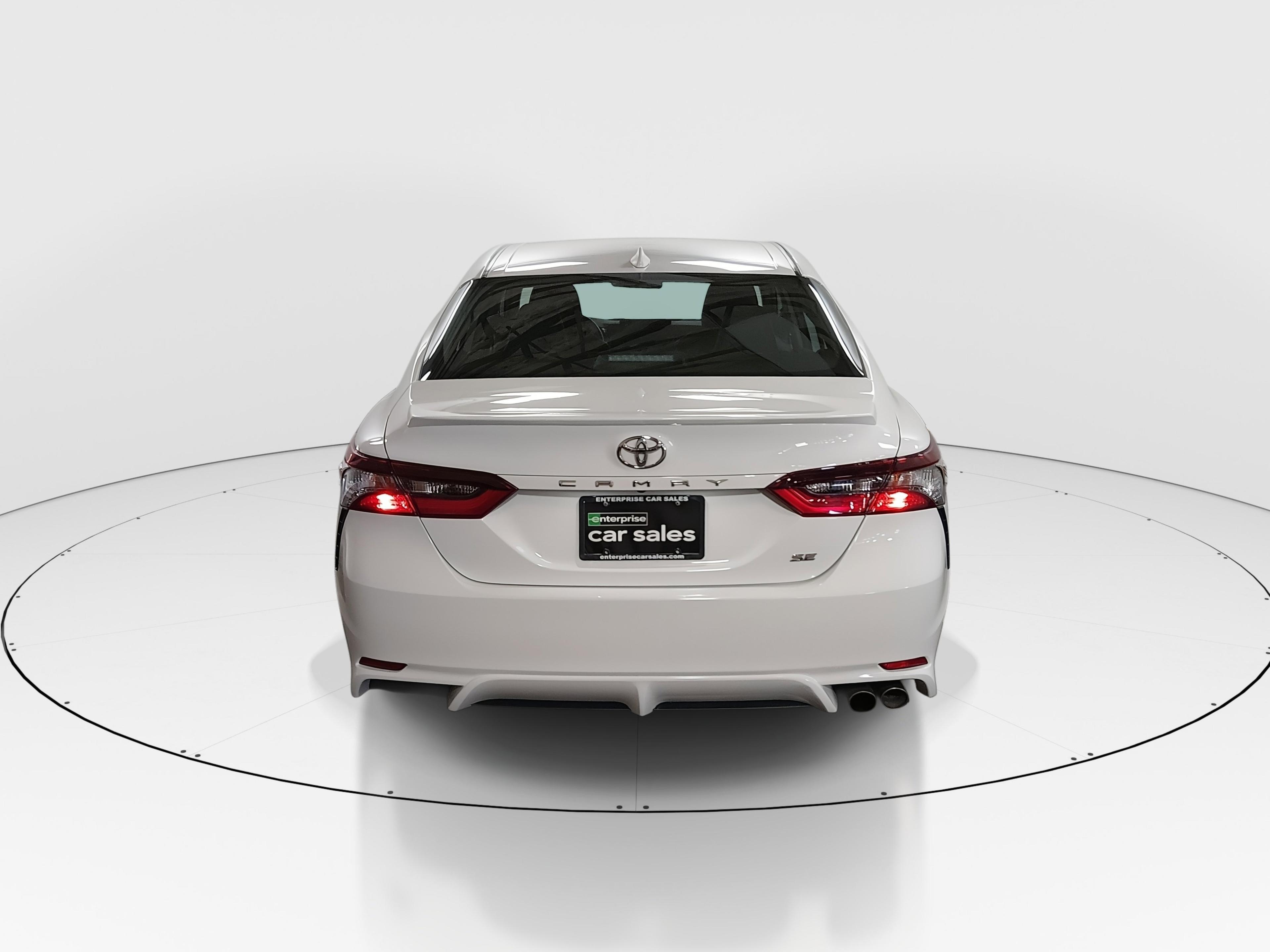 Toyota Camry Se Auto - Thumbnail 6