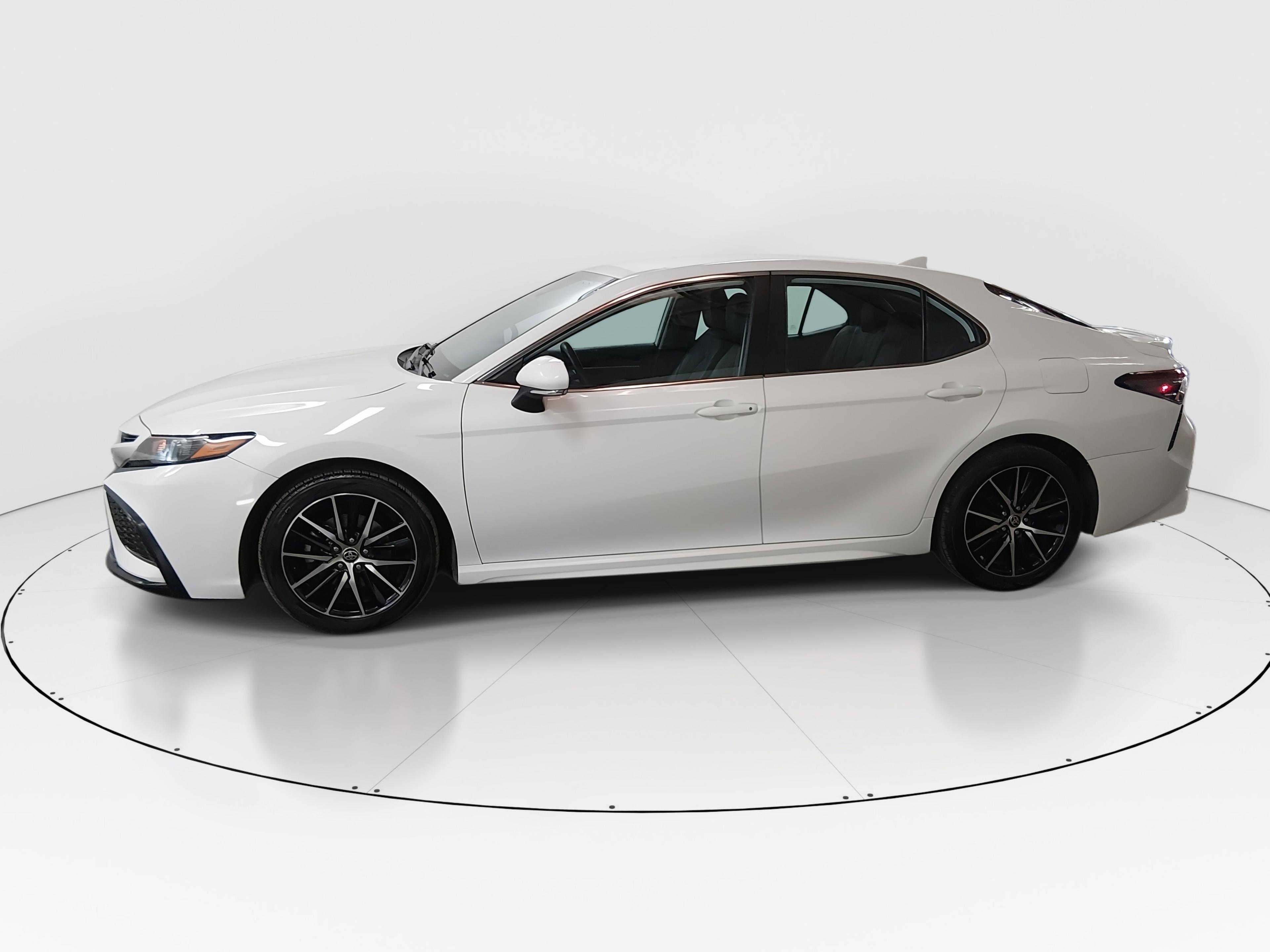 Toyota Camry Se Auto - Thumbnail 4