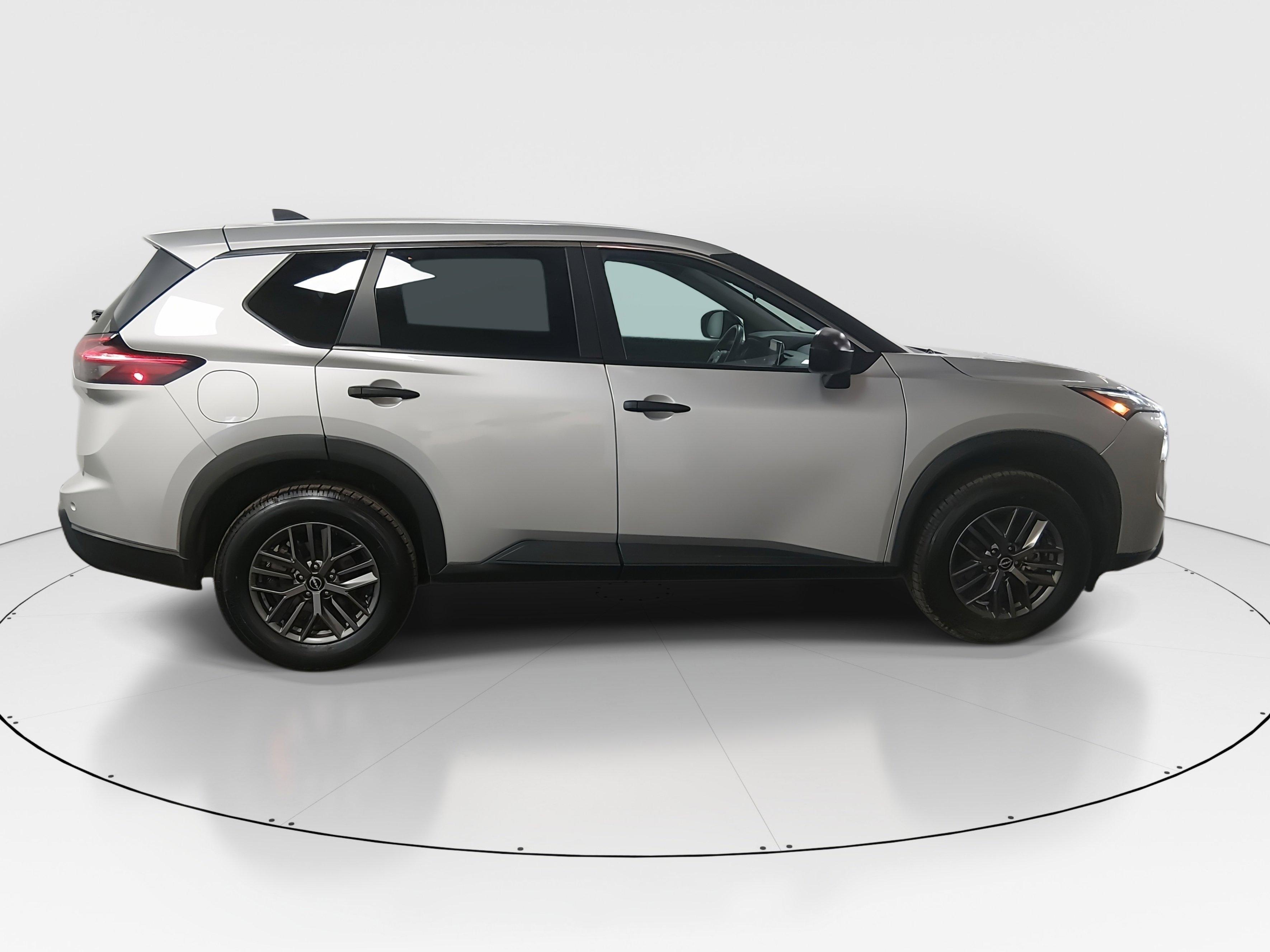 Nissan Rogue Fwd S - Thumbnail 8