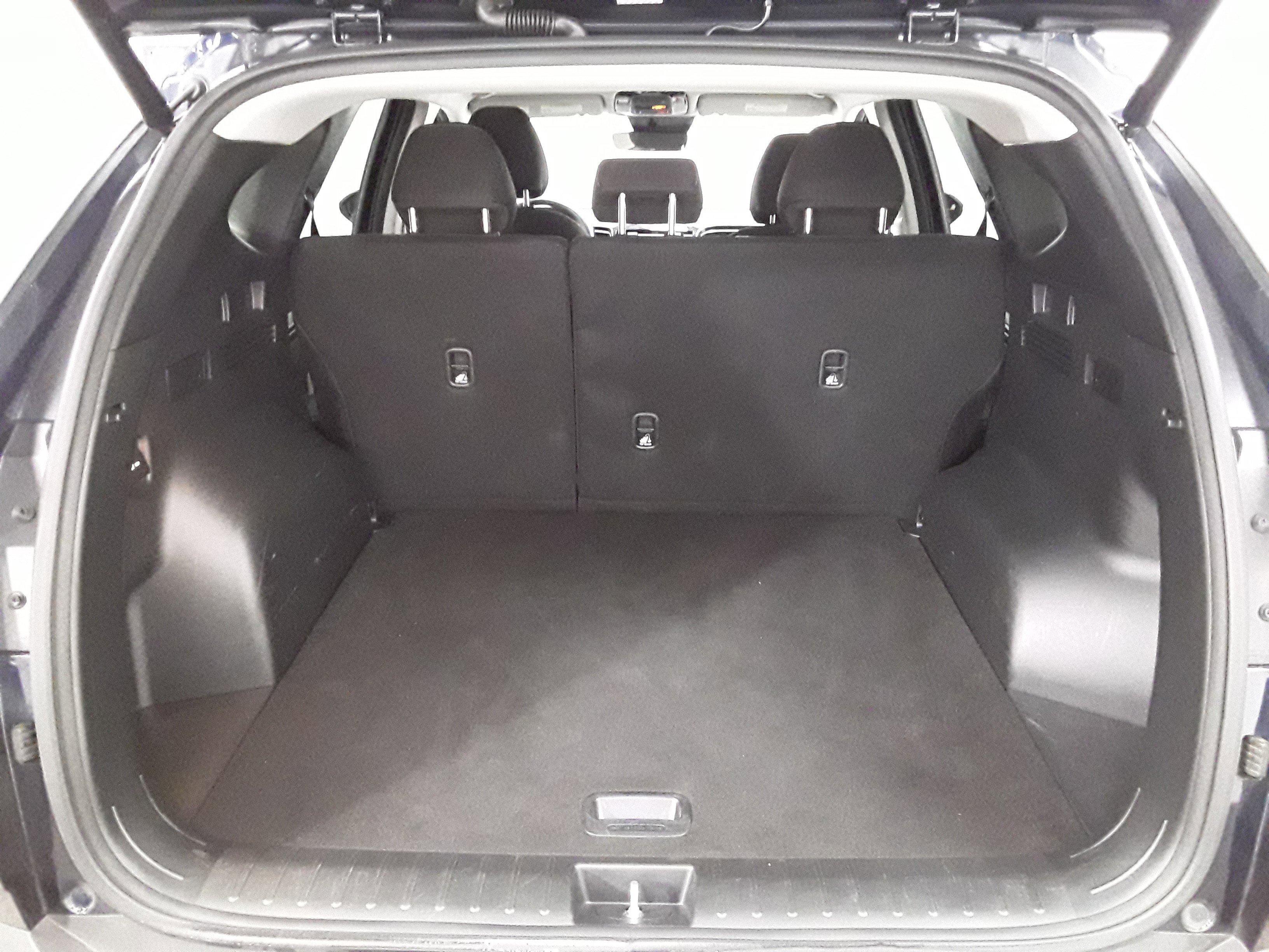 Hyundai Tucson Sel Fwd - Thumbnail 5