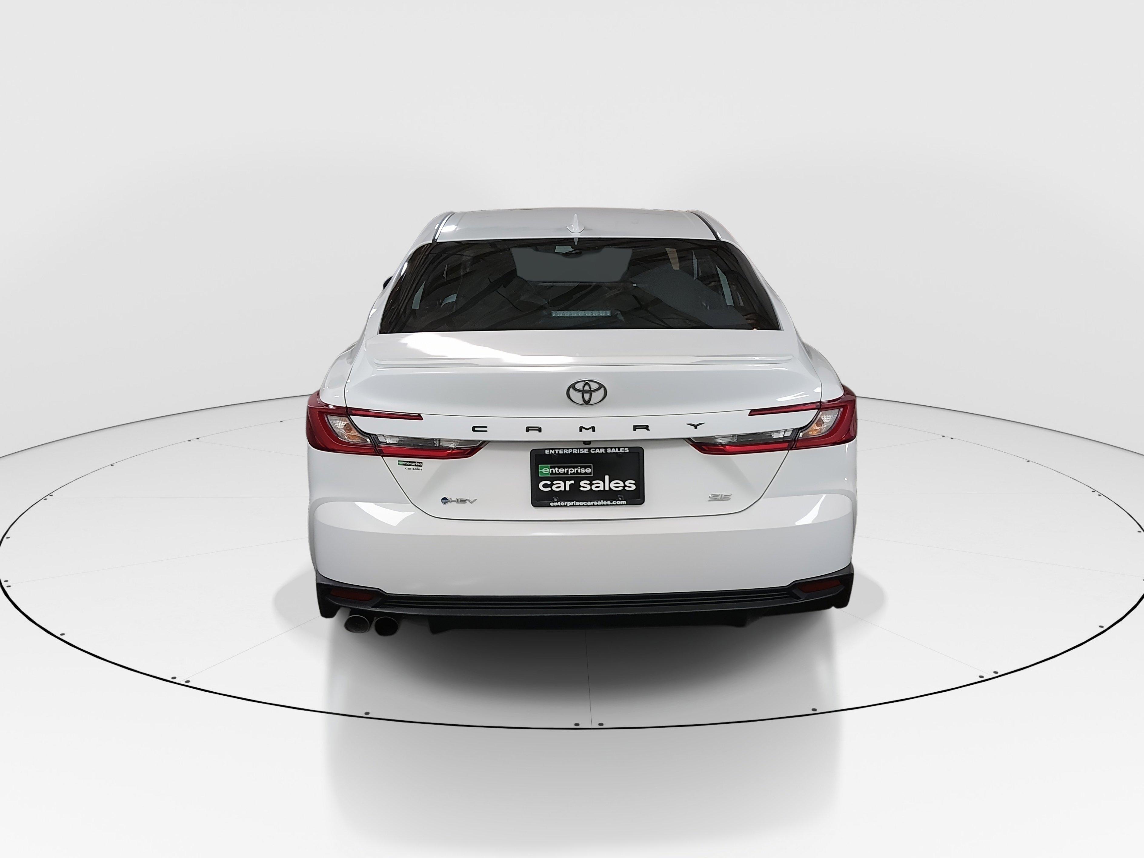 Toyota Camry Se - Thumbnail 6