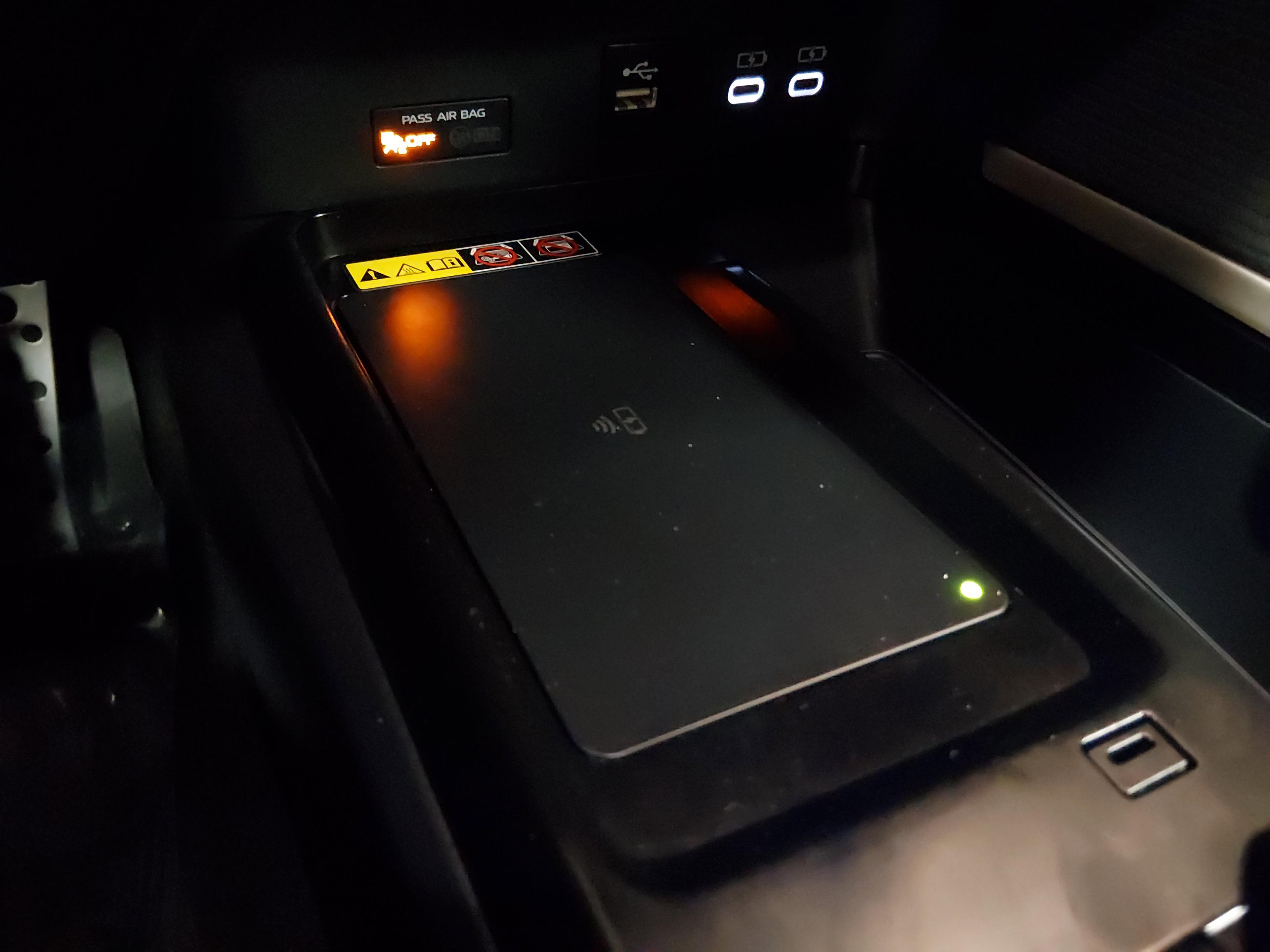 Toyota Camry Se - Thumbnail 18