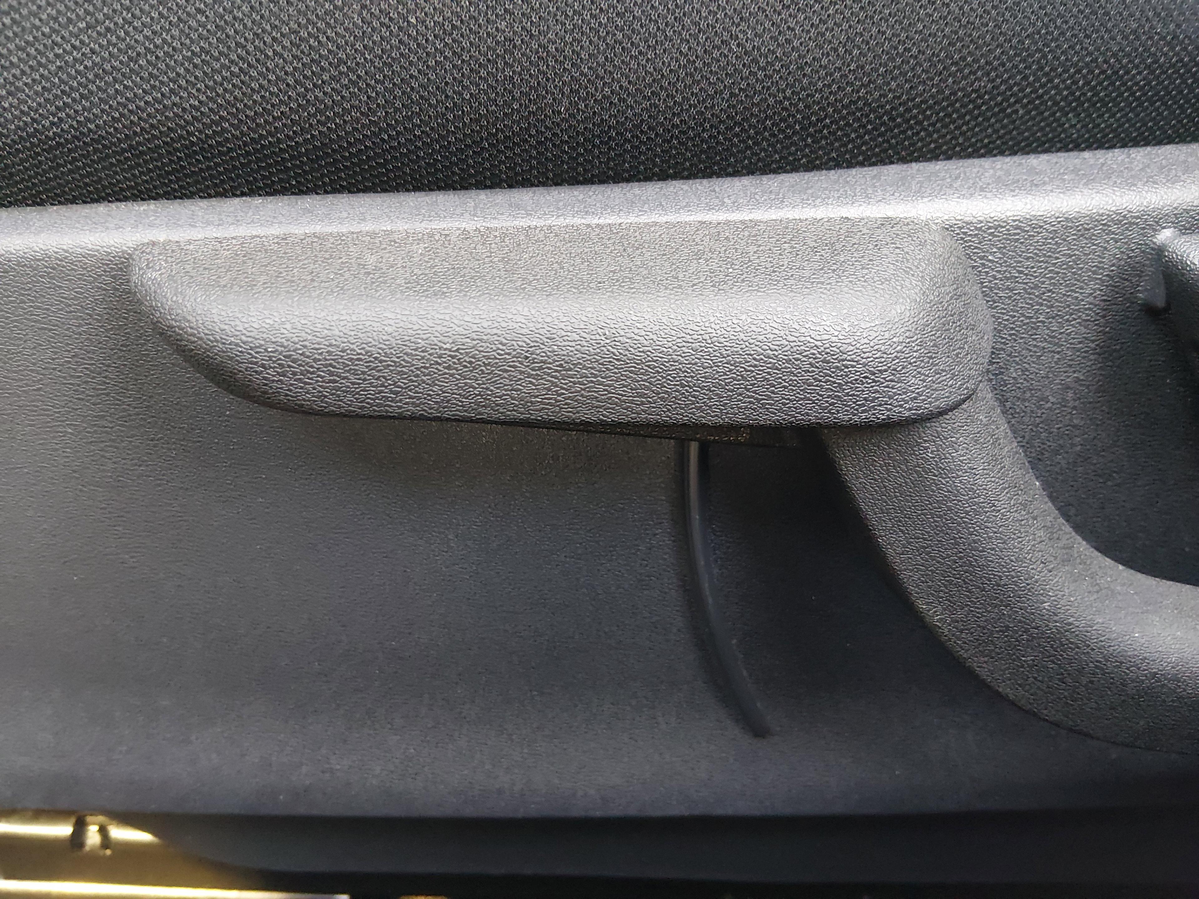 Nissan Versa Sr Cvt - Thumbnail 20