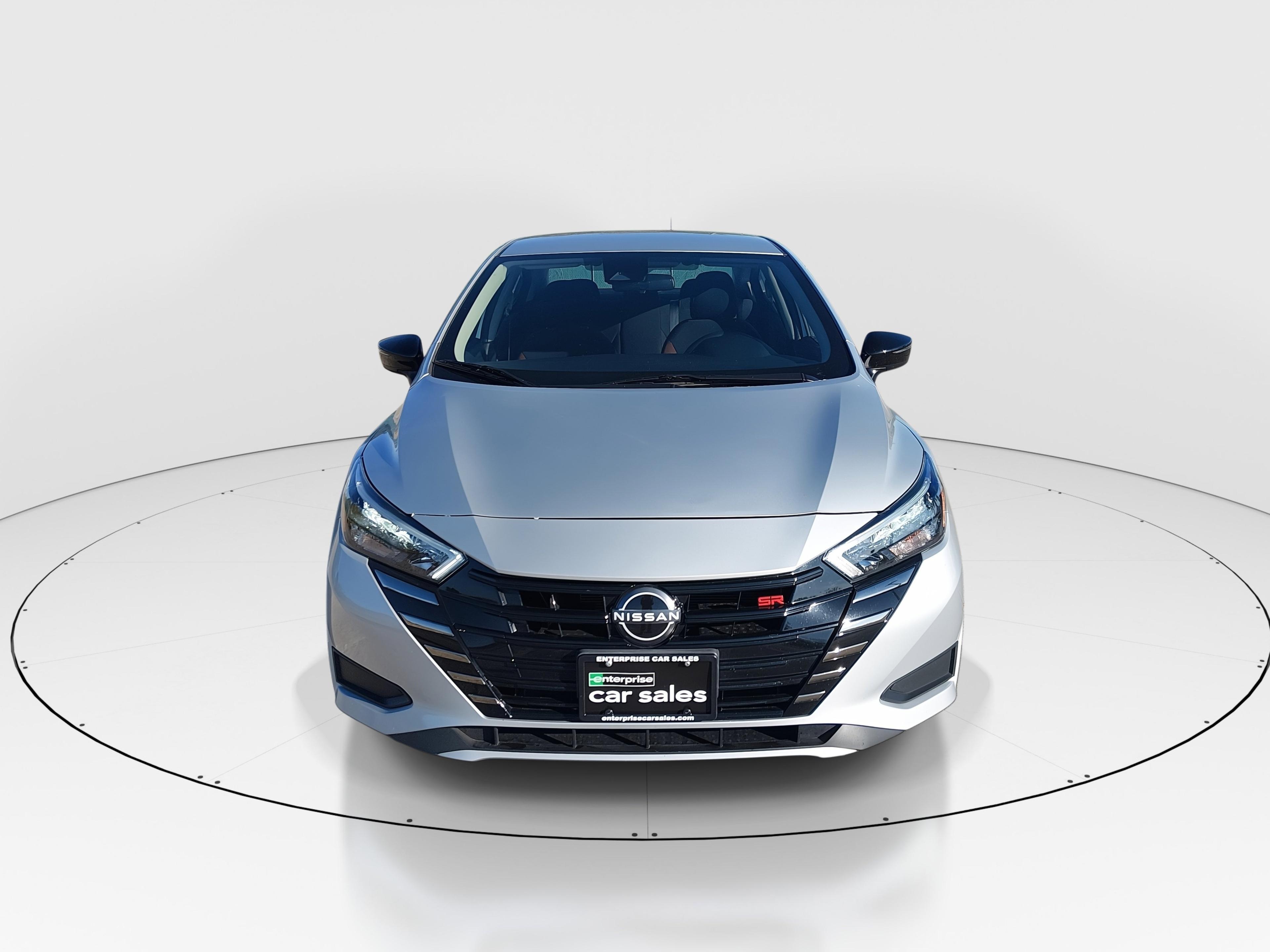 Nissan Versa Sr Cvt - Thumbnail 2