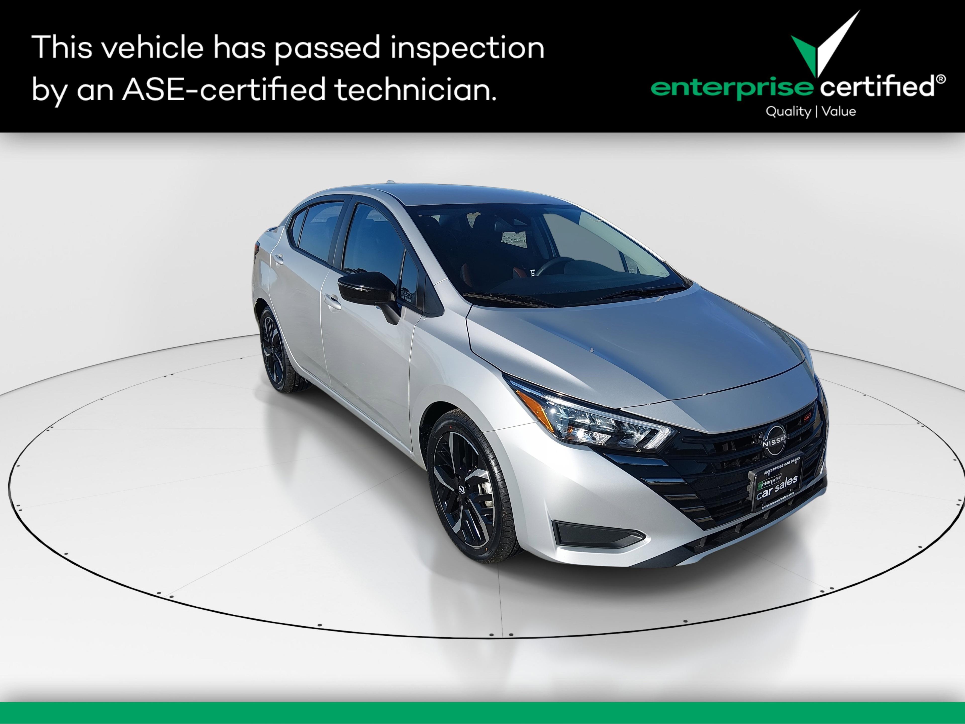 Nissan Versa Sr Cvt - View 1