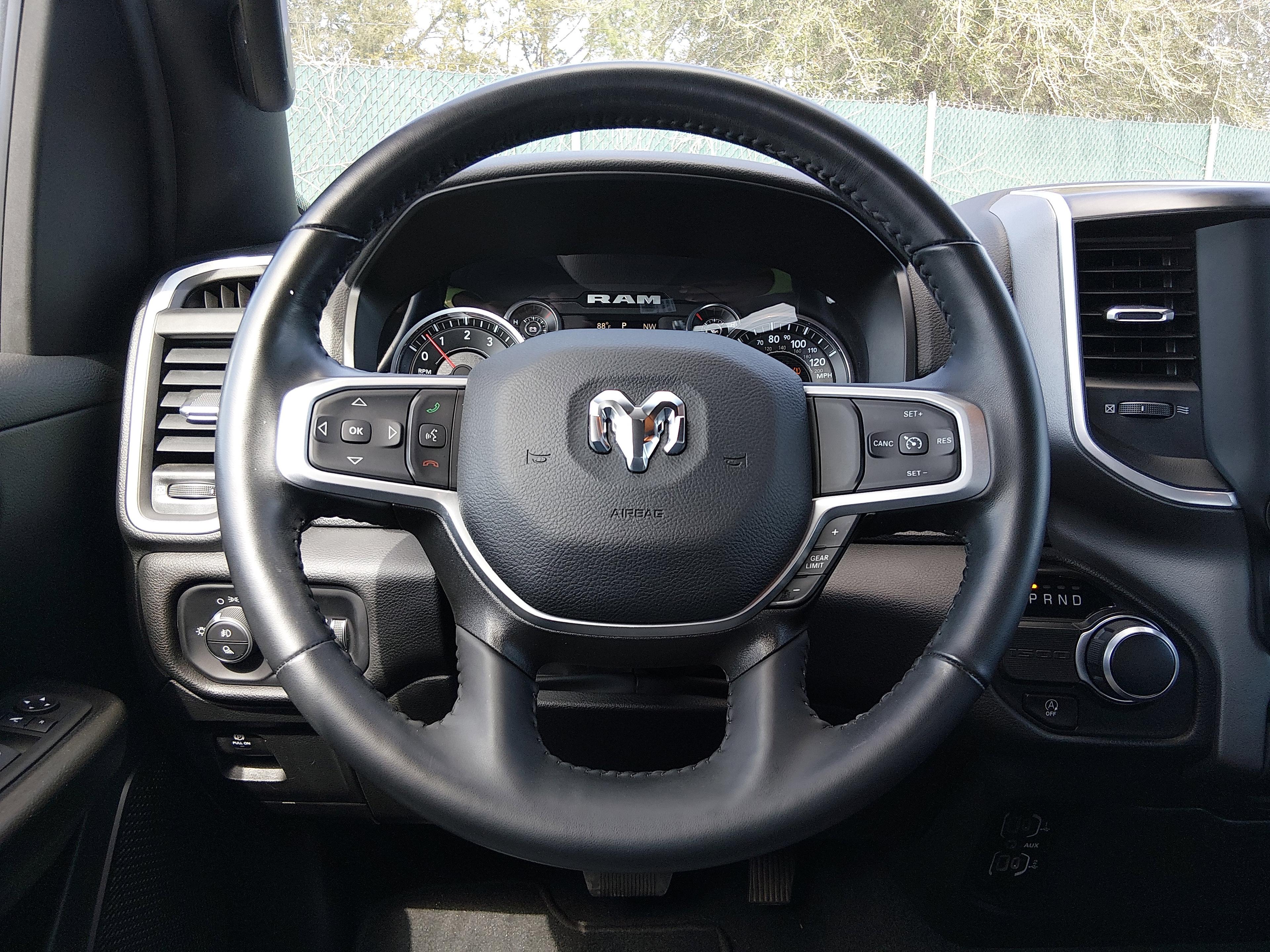 Ram 1500 - Thumbnail 12