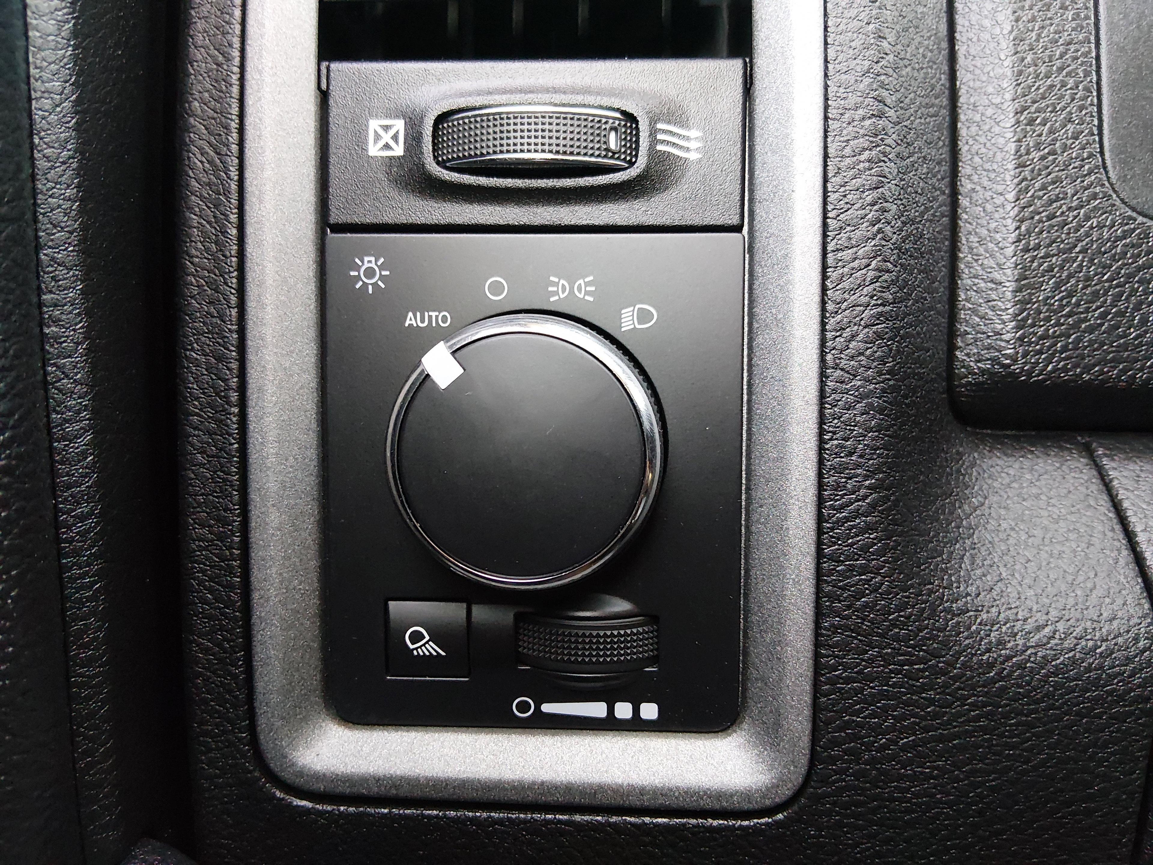 Ram 1500 Classic Tradesman 4X2 Reg Cab 8' Box - Thumbnail 19