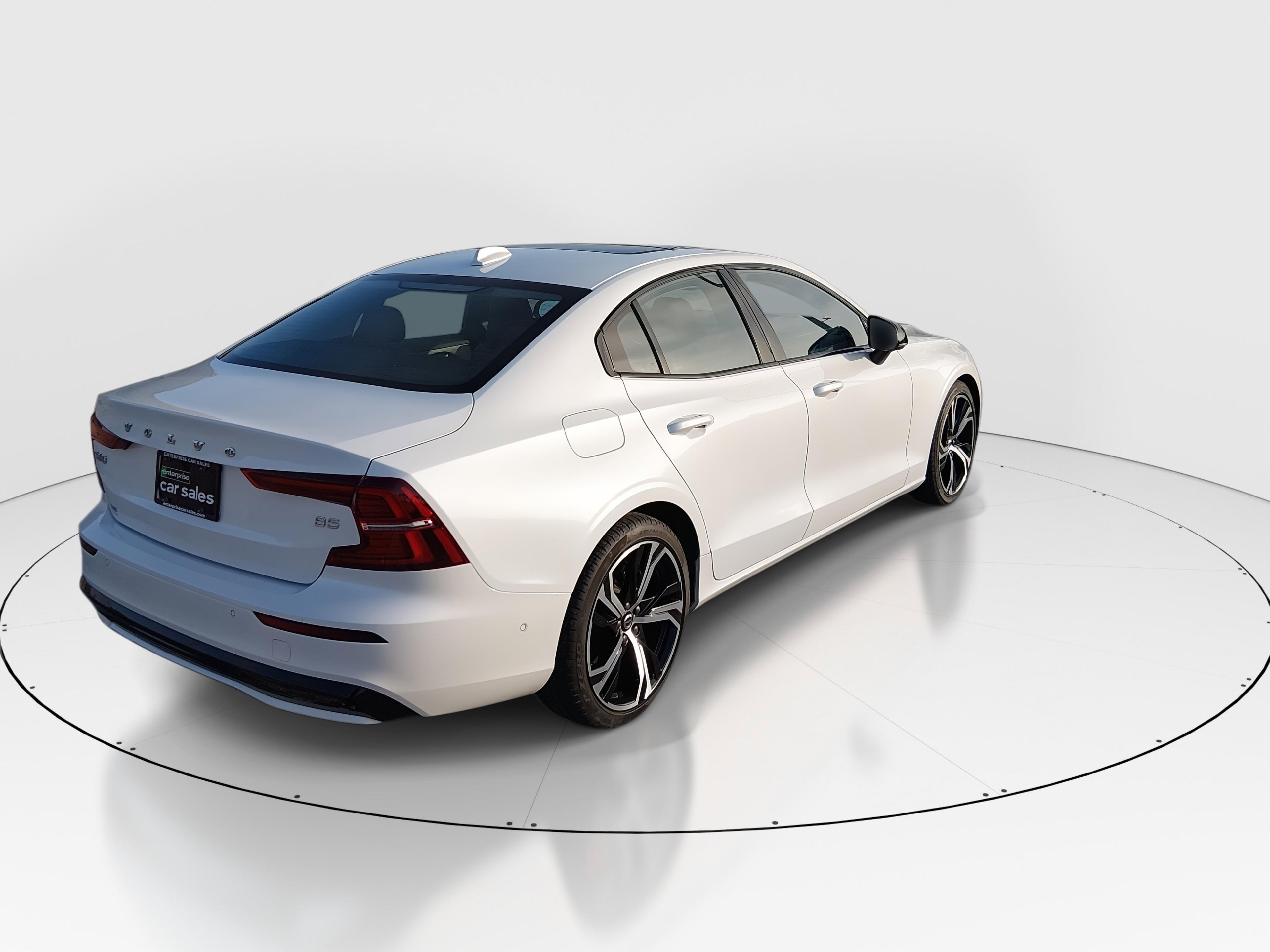 Volvo S60 B5 Fwd Plus Dark Theme - Thumbnail 7