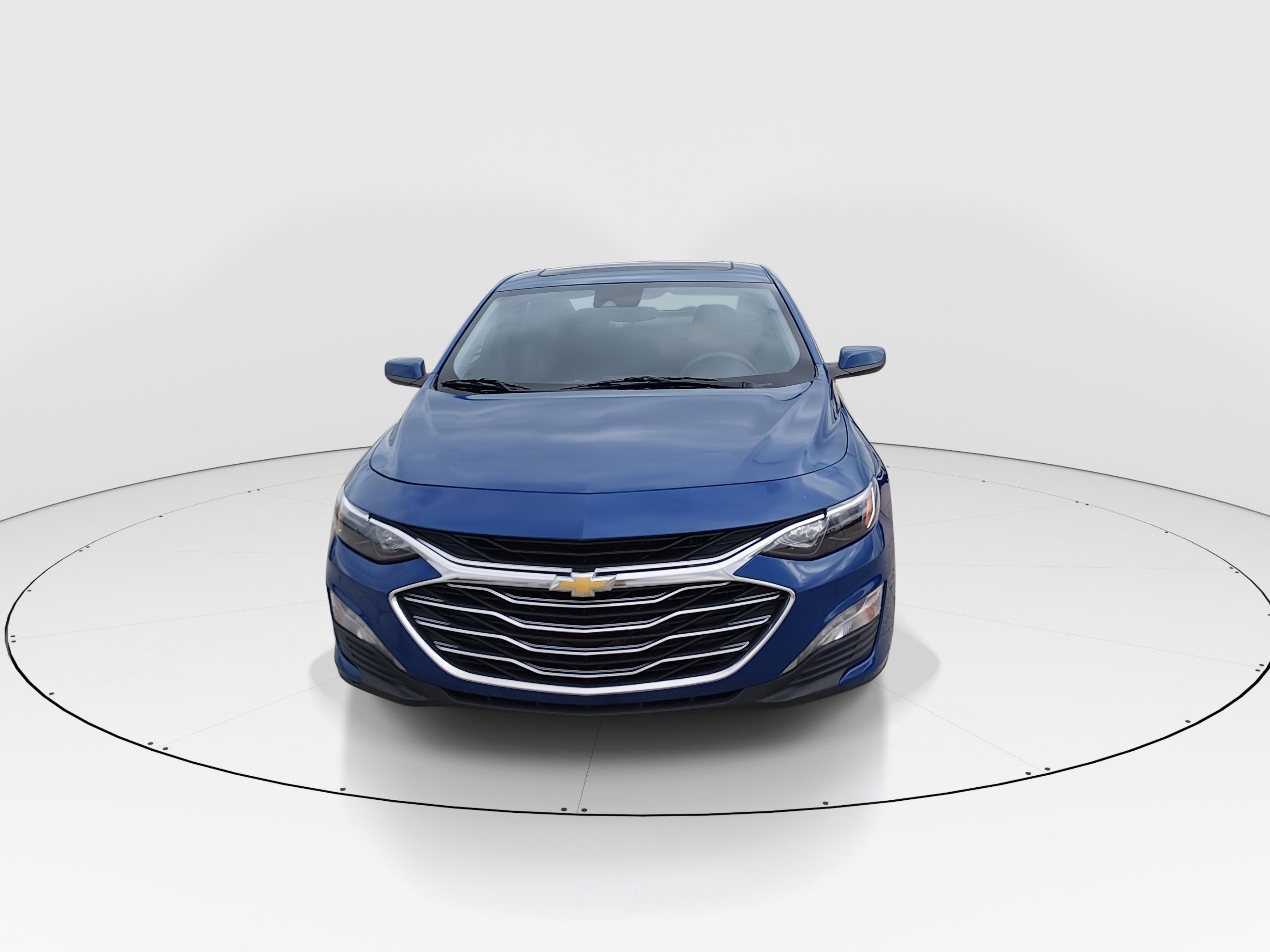 Chevrolet Malibu 4Dr Sdn 1Lt - Thumbnail 2
